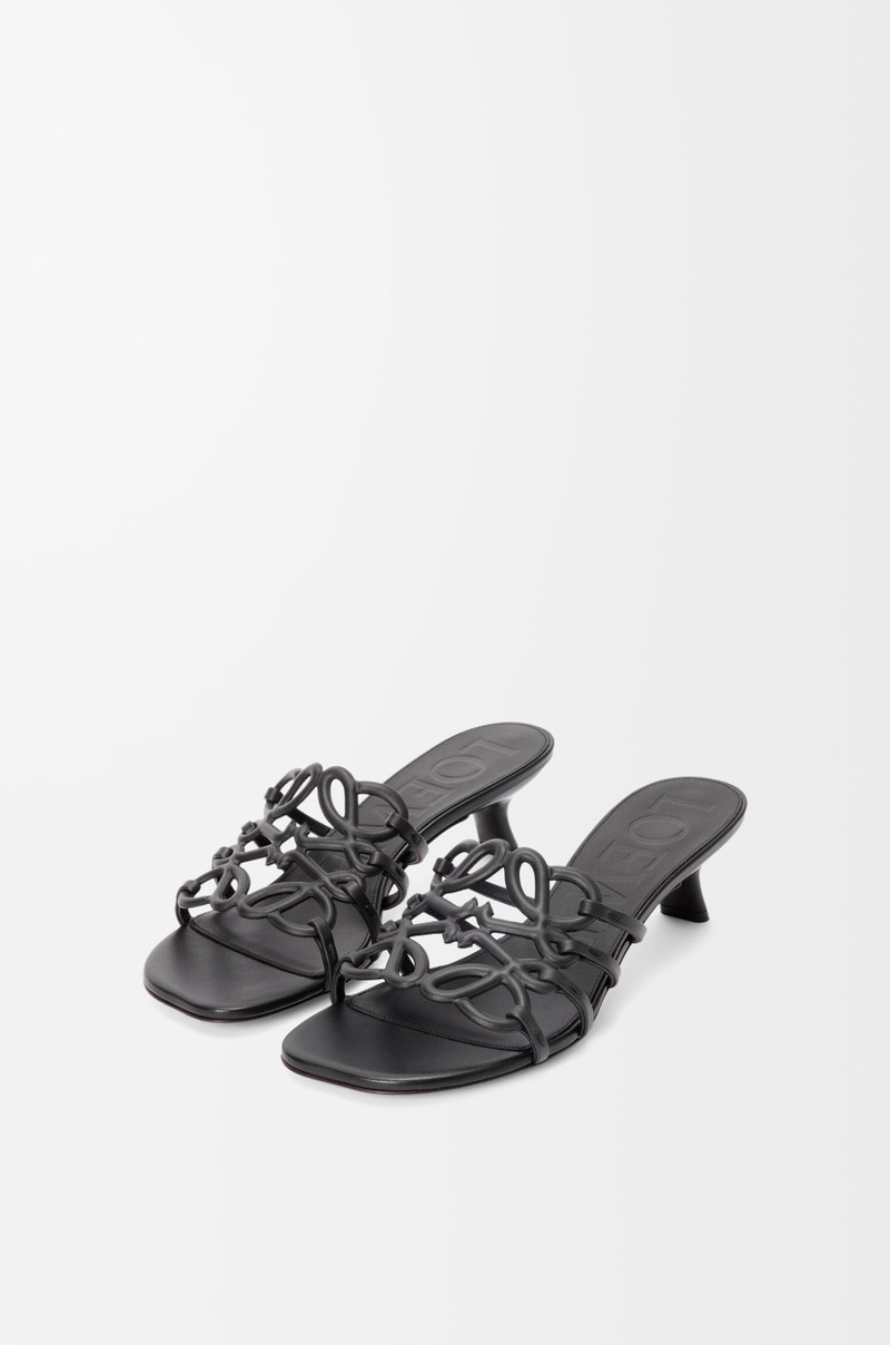 Loewe Petal Anagram slide in soft calfskin outlook