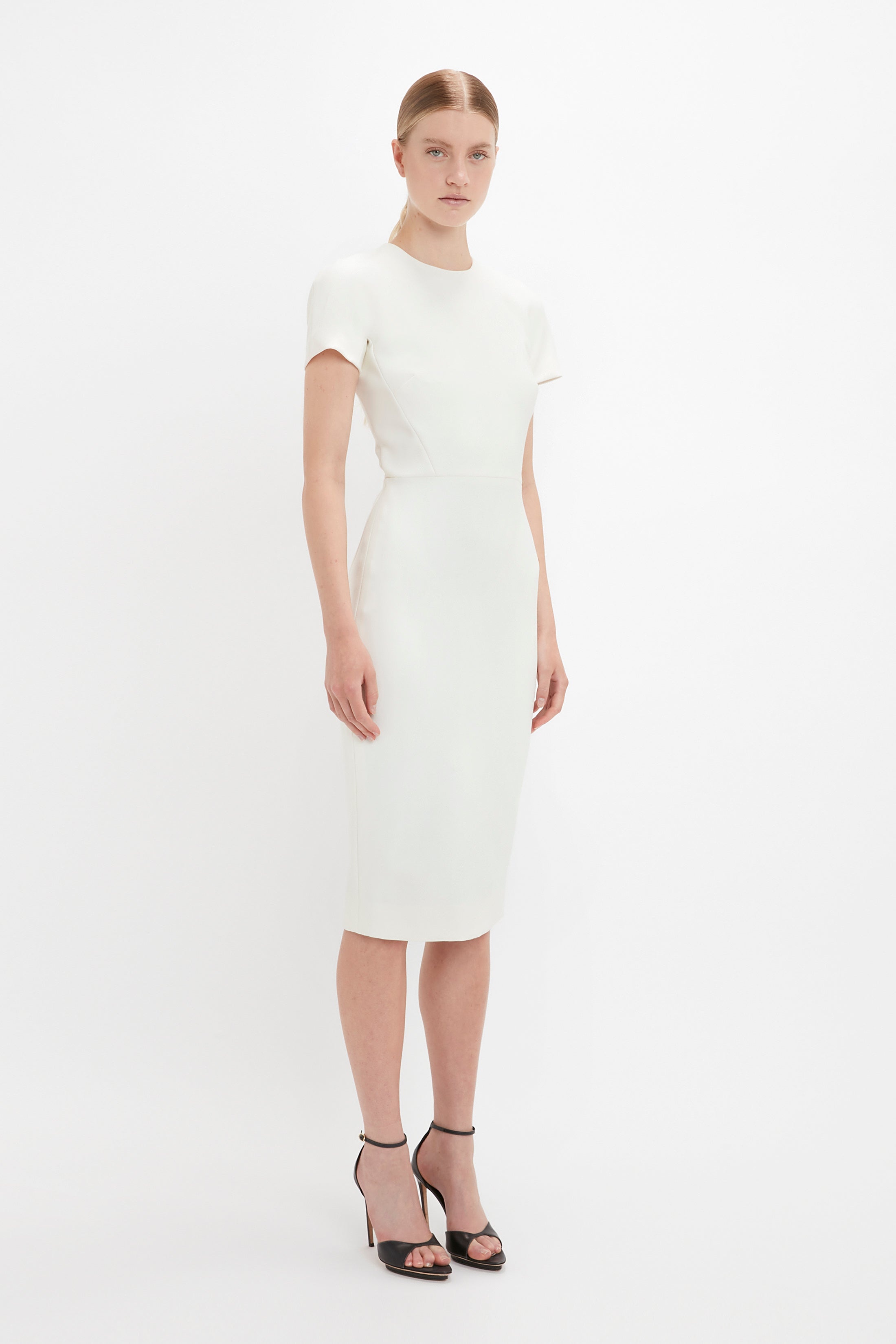 Fitted T-shirt Dress In Ivory - 3