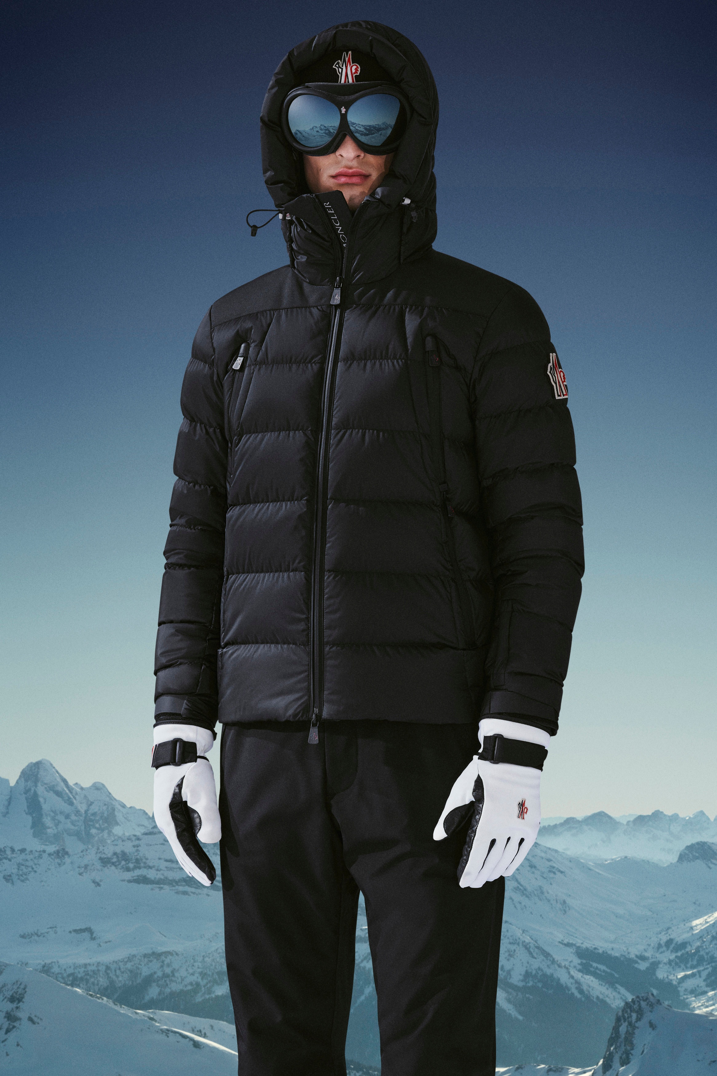 Moncler Grenoble Camurac Short Down Jacket | REVERSIBLE