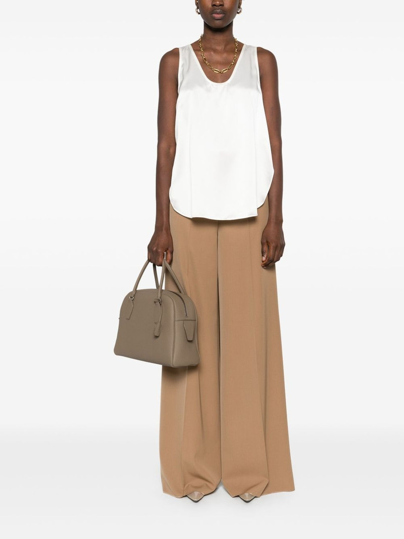 Max Mara Filly top outlook