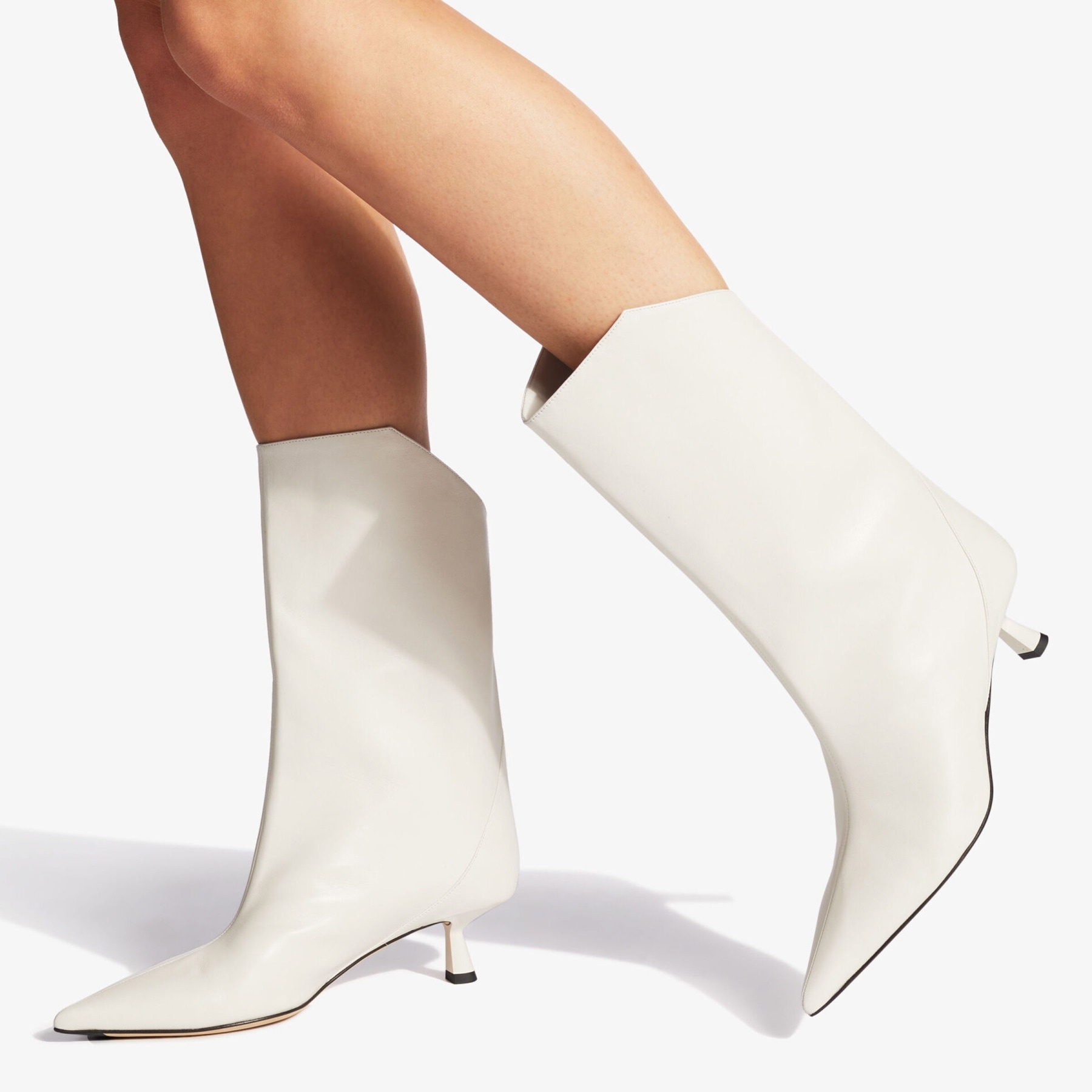 Vari Ab 45
Latte Luxe Nappa Leather Over-the-Knee Boots - 2