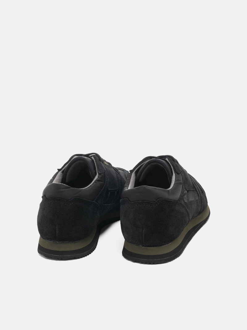 REPRODUCTION OF FOUND British Military Trainer 1800FS Black outlook