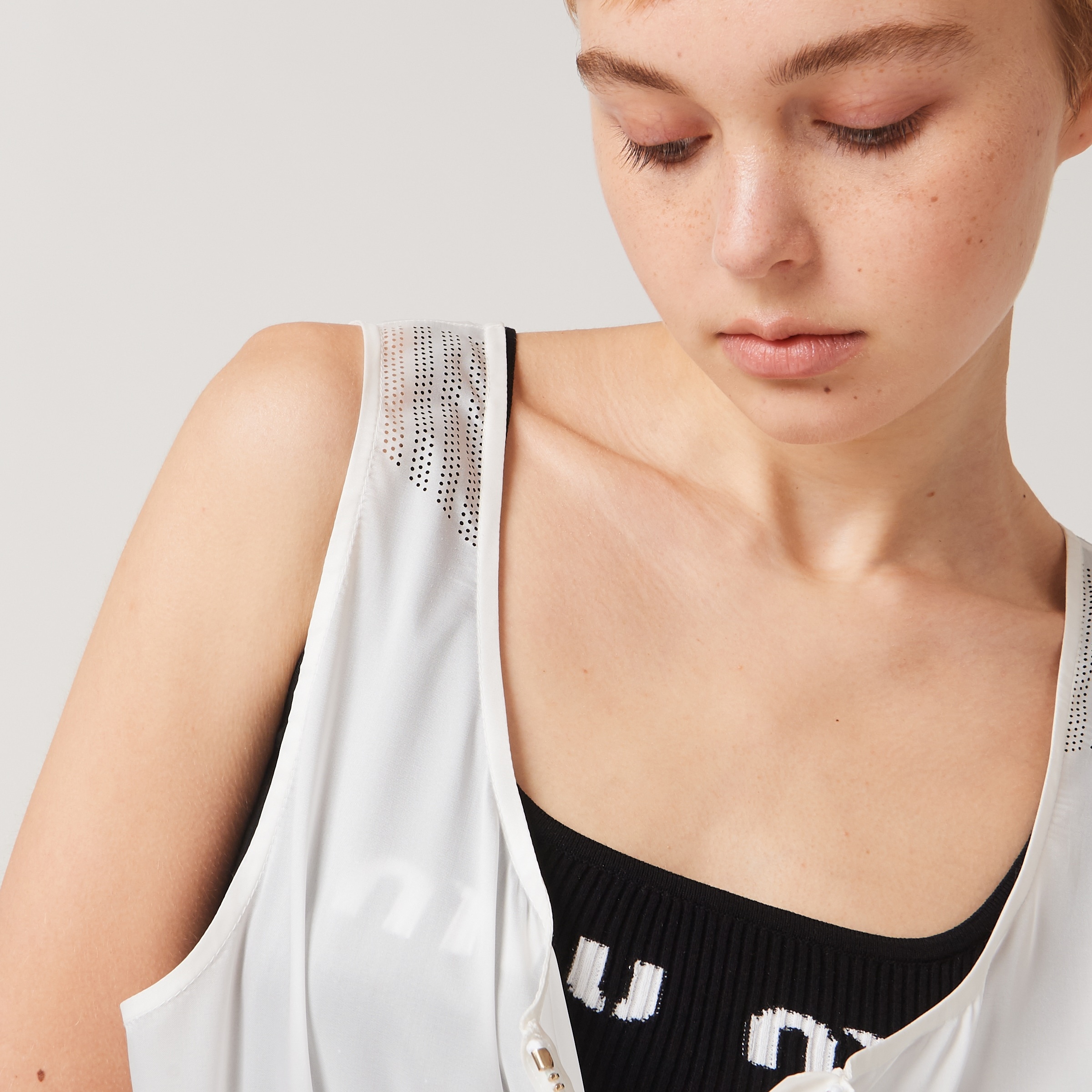Sleeveless technical silk dress - 5