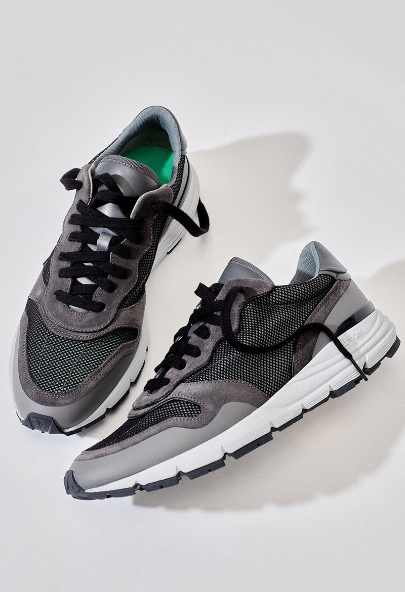 EDITION ONE RUNNER 10