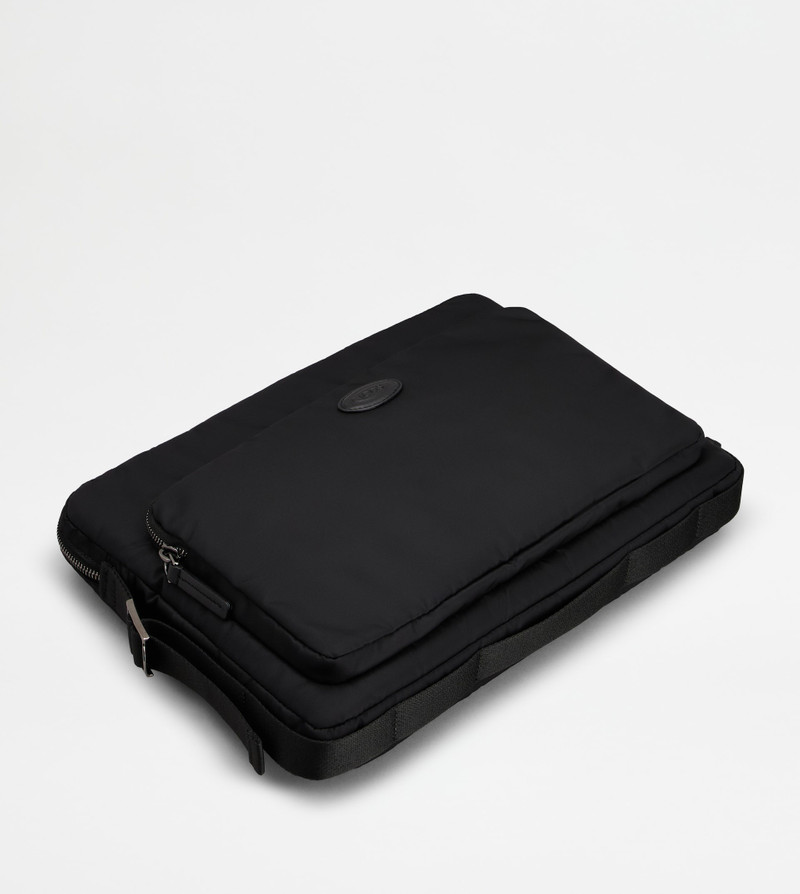 POUCH IN FABRIC SMALL - BLACK 4