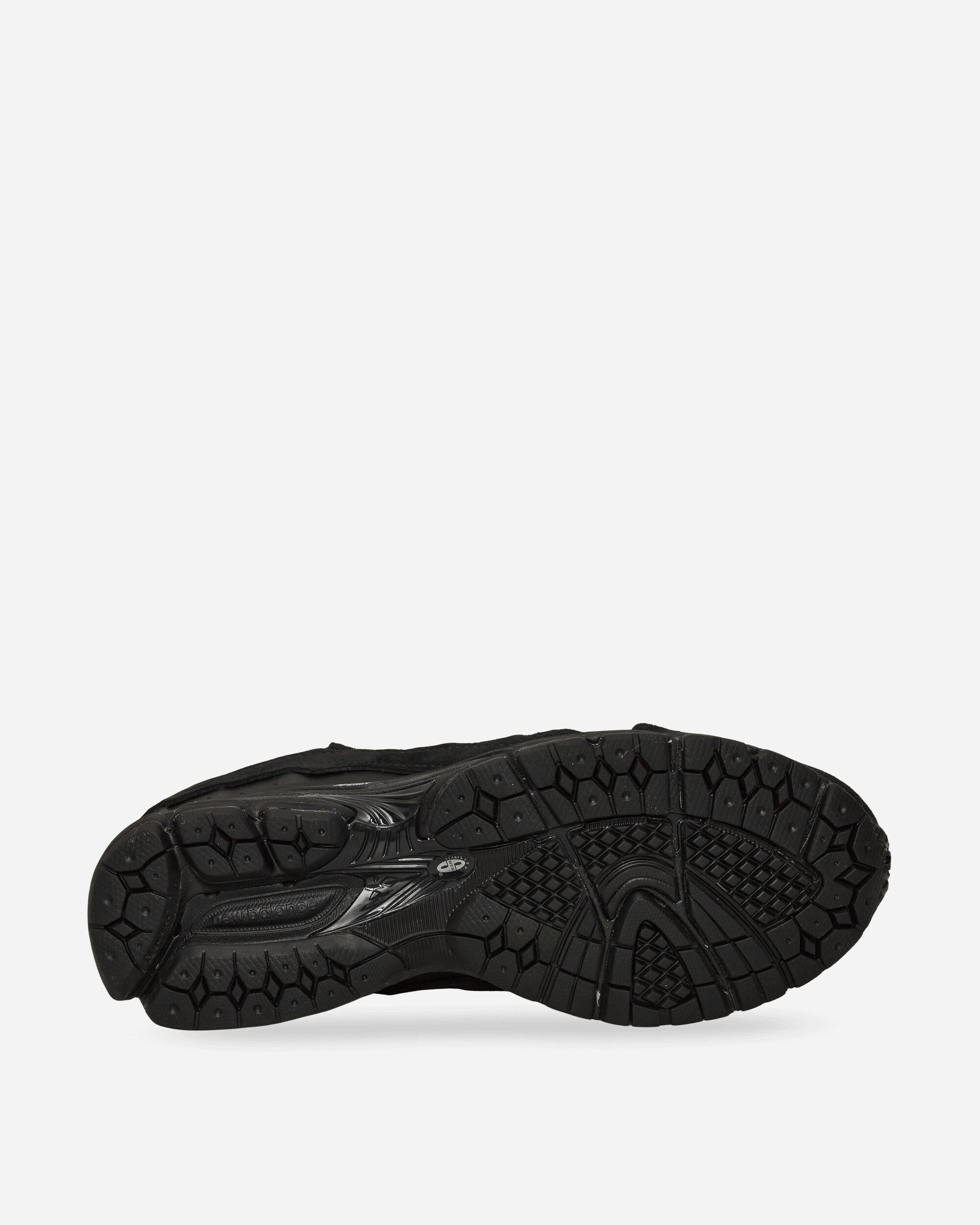 2002DX Protection Pack Sneakers Black / Black Metallic - 5