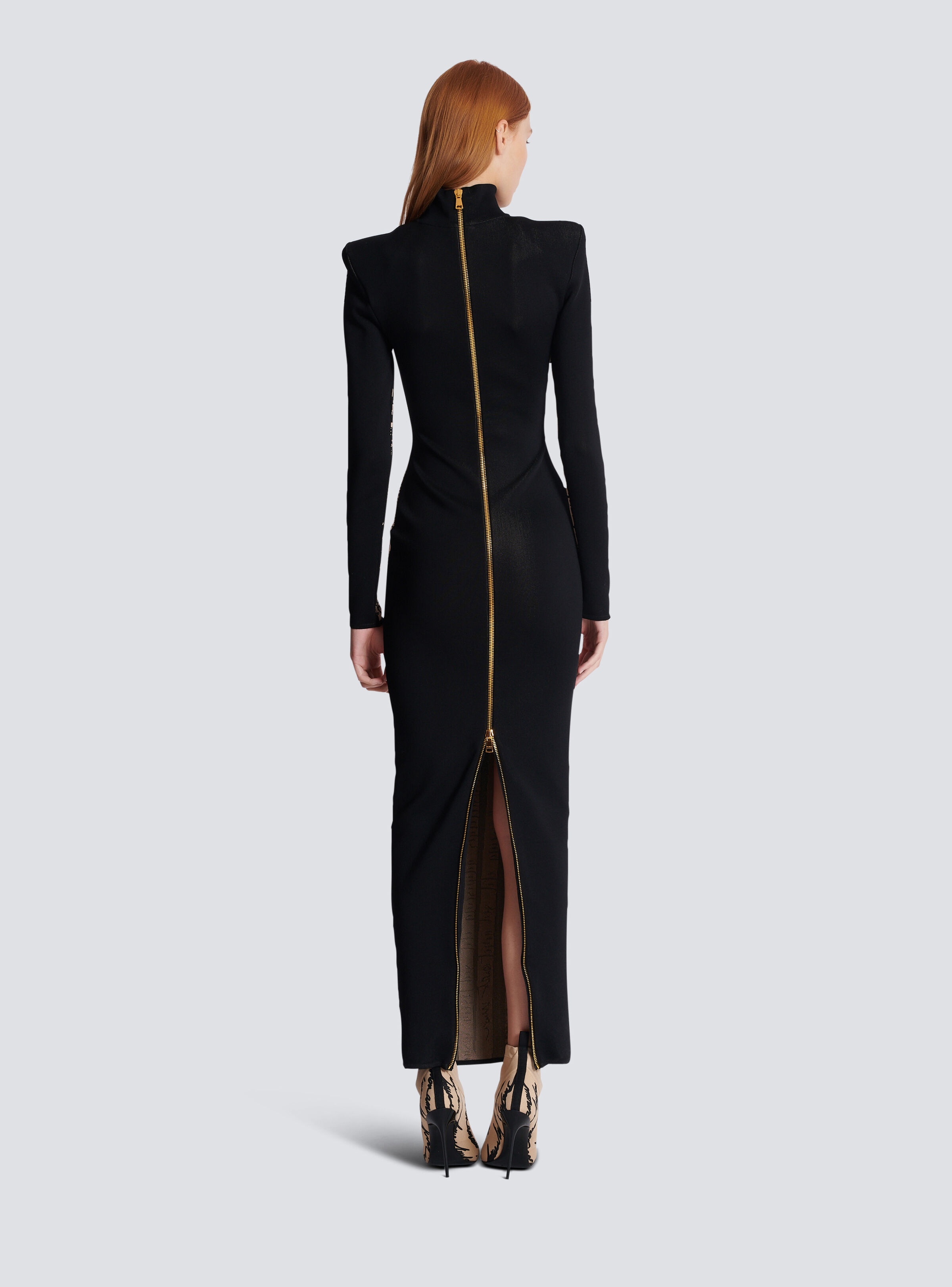 Long knit dress with body motif - 4