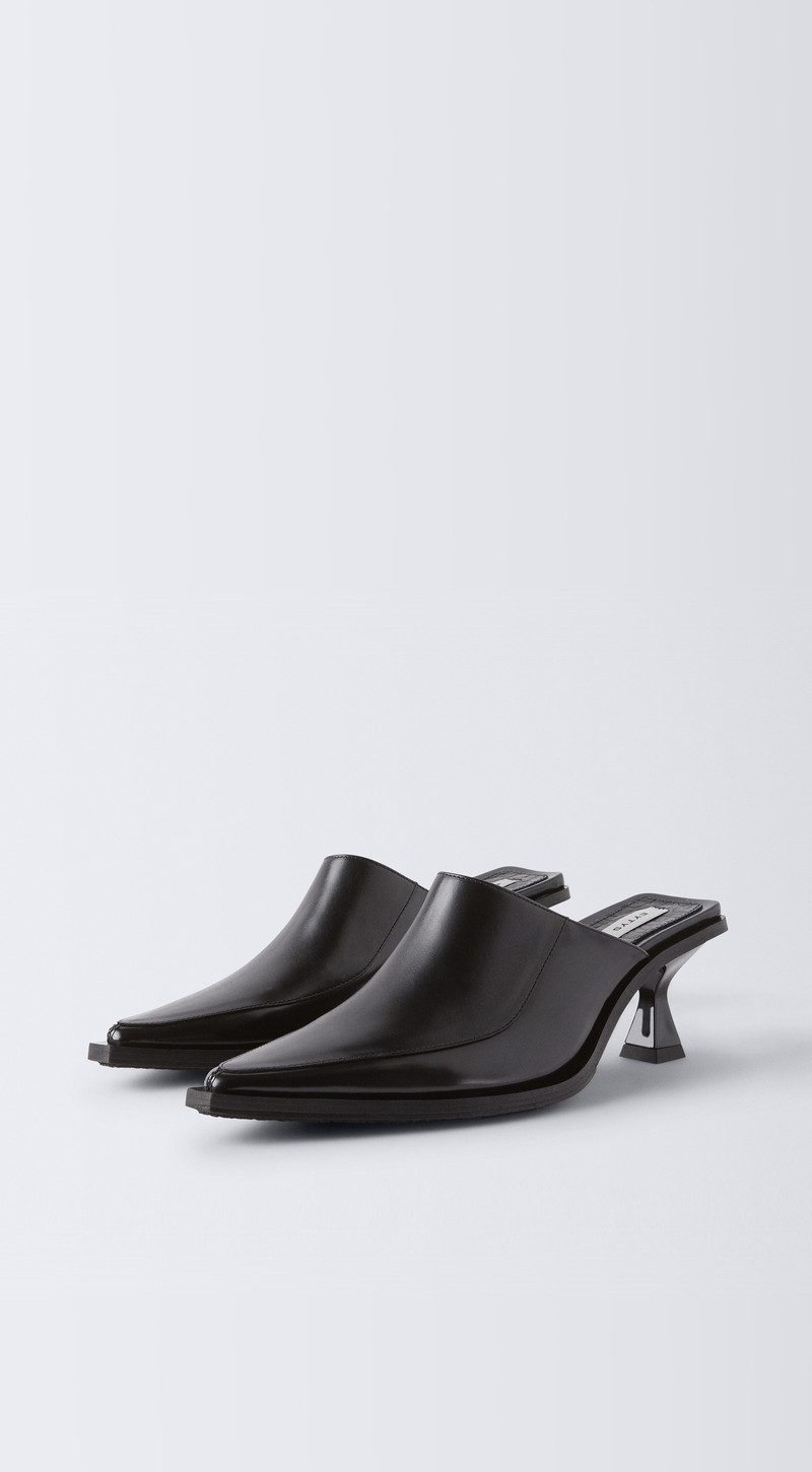EYTYS Nico Heels outlook