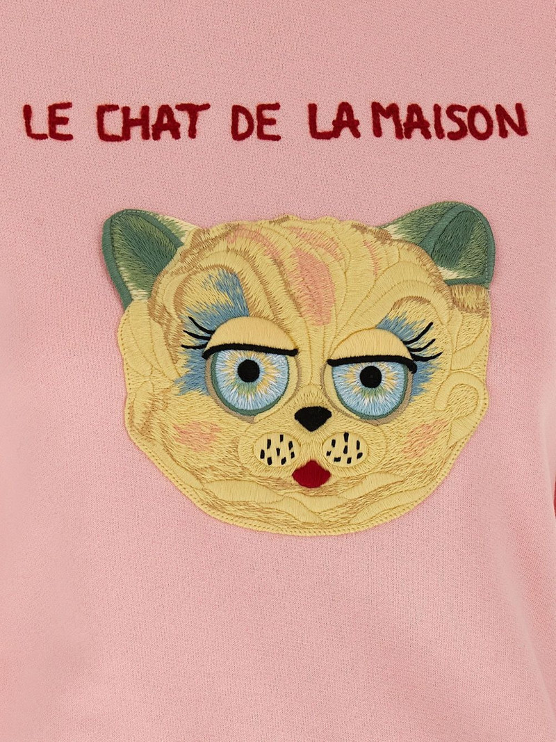 cat-embroidered sweatshirt 3
