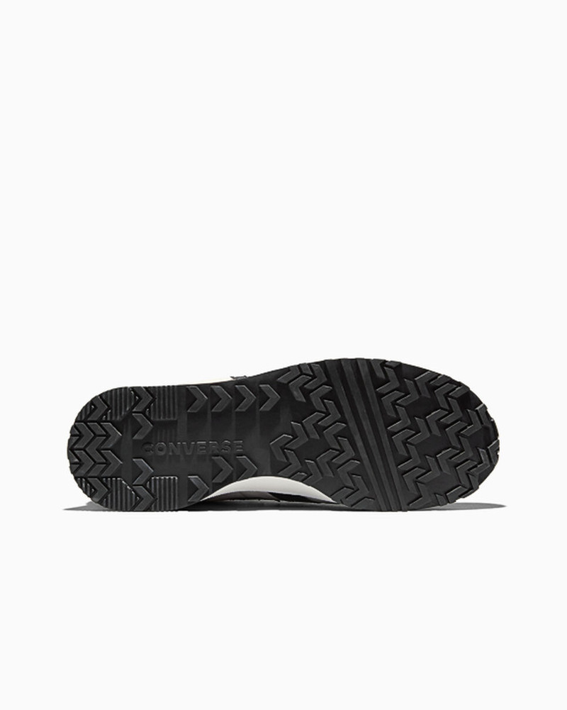 Omega Trainer Suede 3
