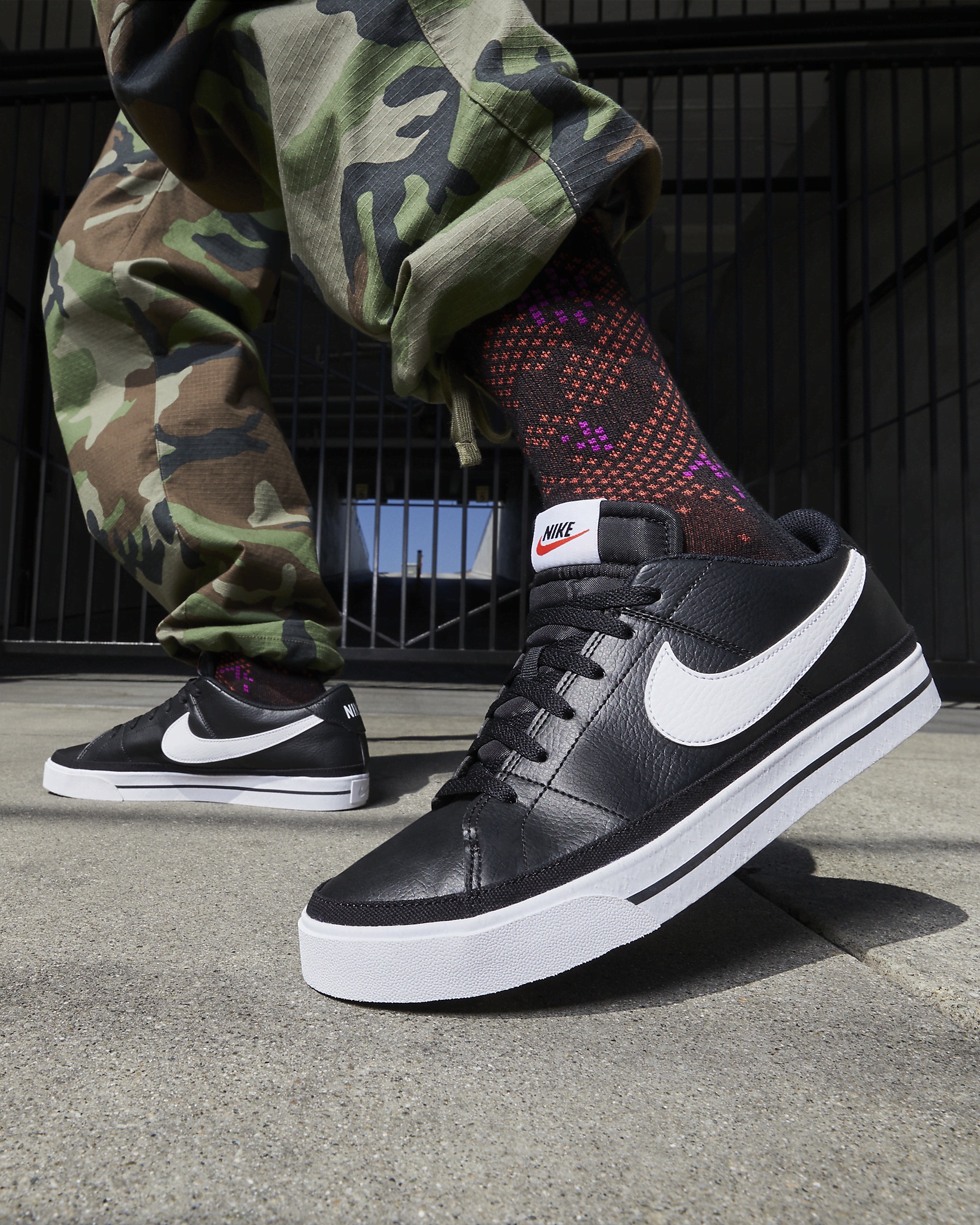 ナイキ COURT LEGACY CNVS メンスニーカー 27cm ブラック 楽天市場】NIKE/ナイキ コート レガシー キャンバス/ NIKE COURT
