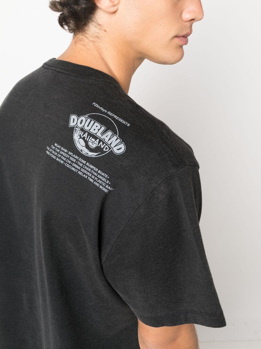 graphic-print crew-neck T-shirt - 5