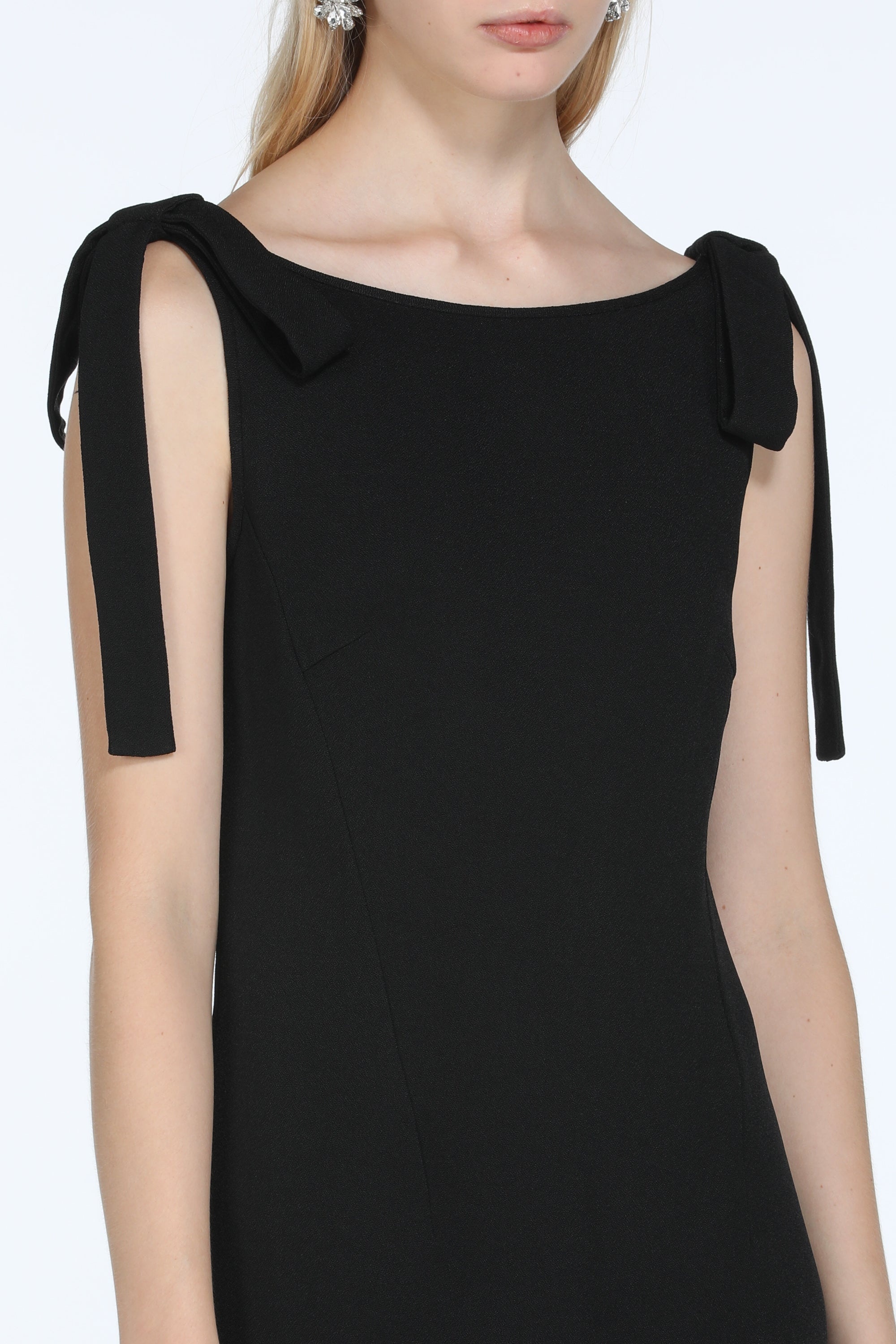STRAP-DETAIL MIDI DRESS - 4