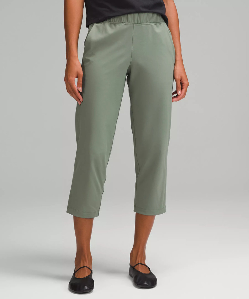 Luxtreme Slim-Fit Pull-On Mid-Rise Cropped Pant 1
