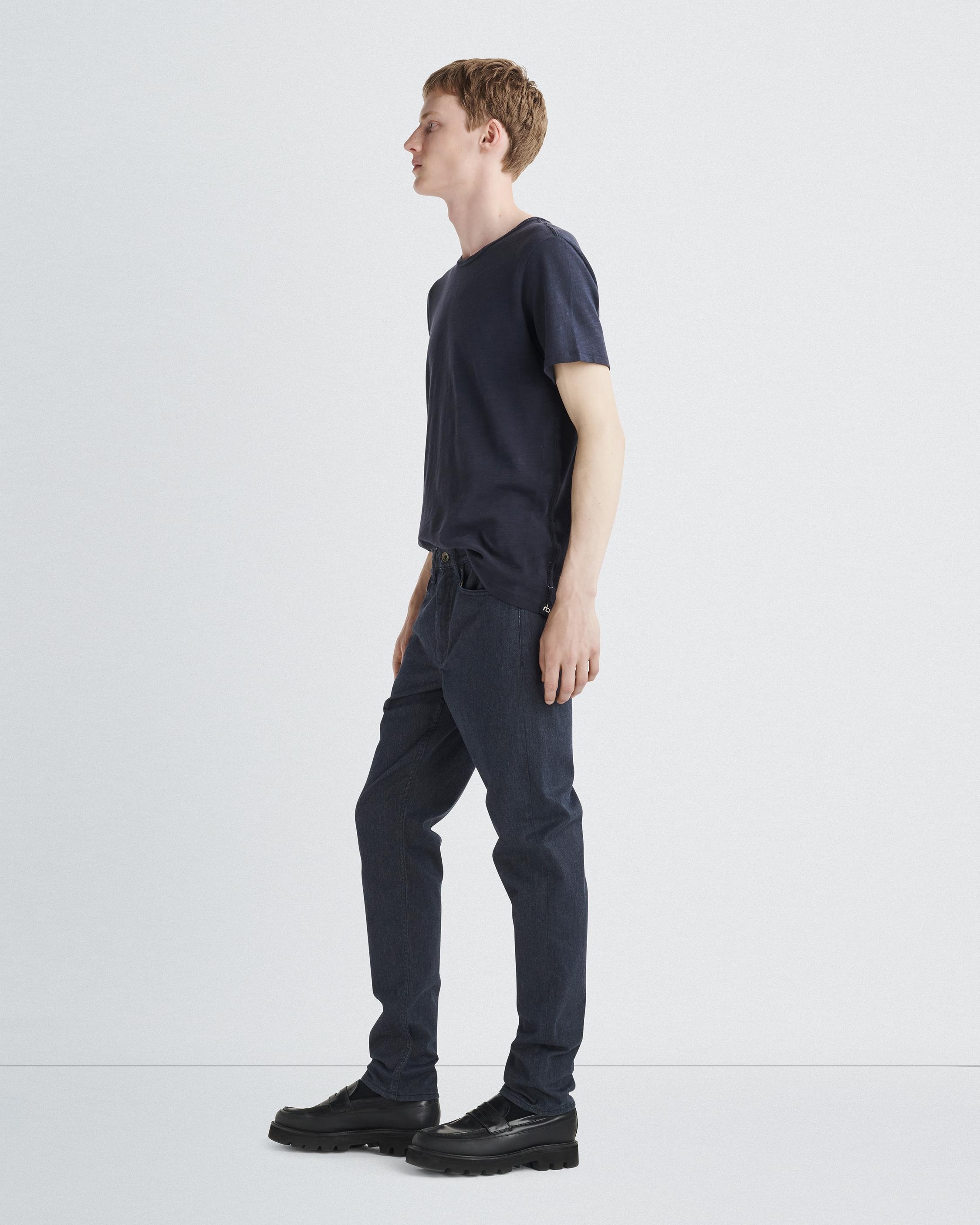 Fit 2 Brushed Twill - Navy
Slim Fit Jean - 4