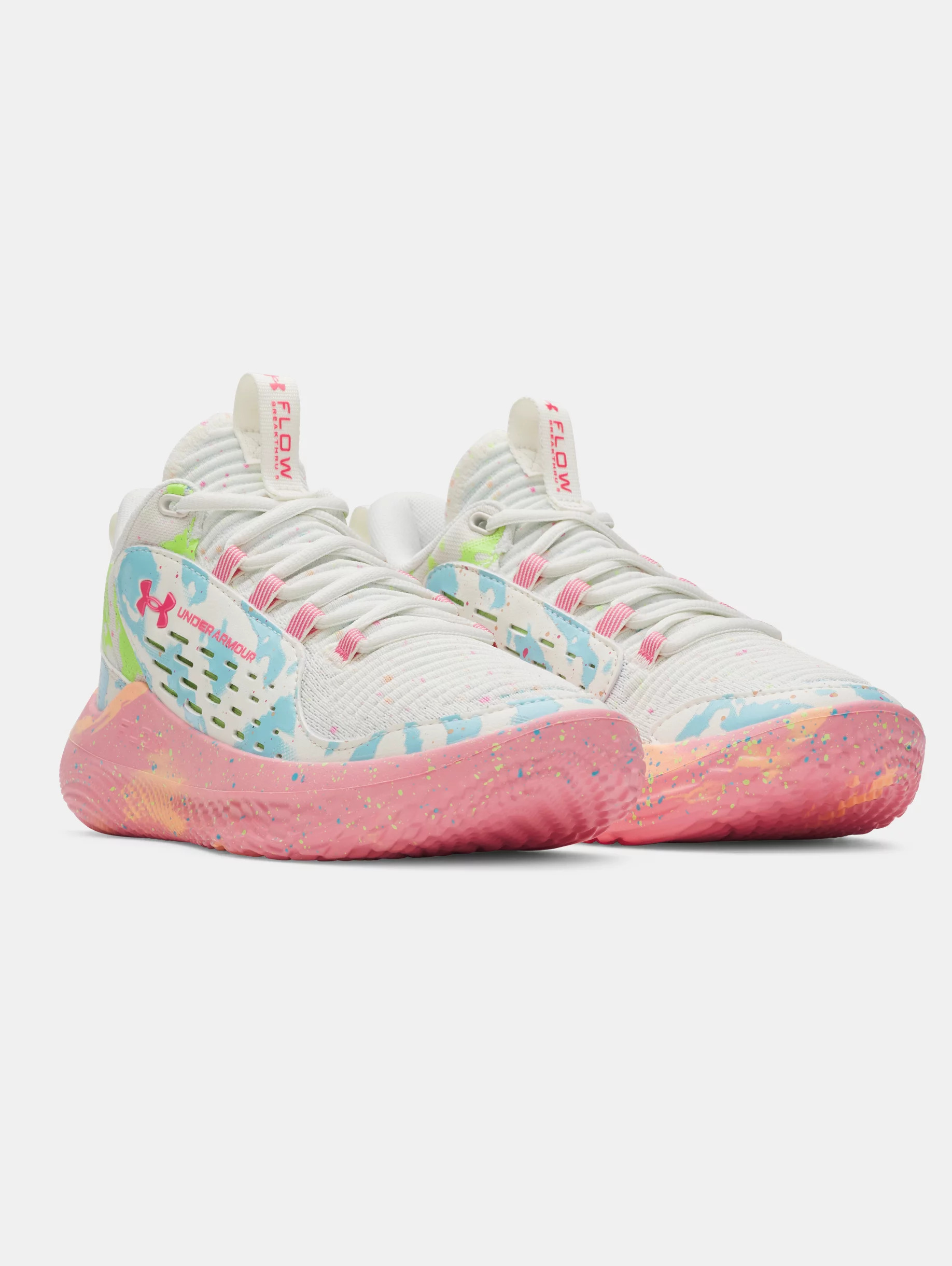 UA Breakthru 5 Kelsey Plum 'Gum Wall' - 5