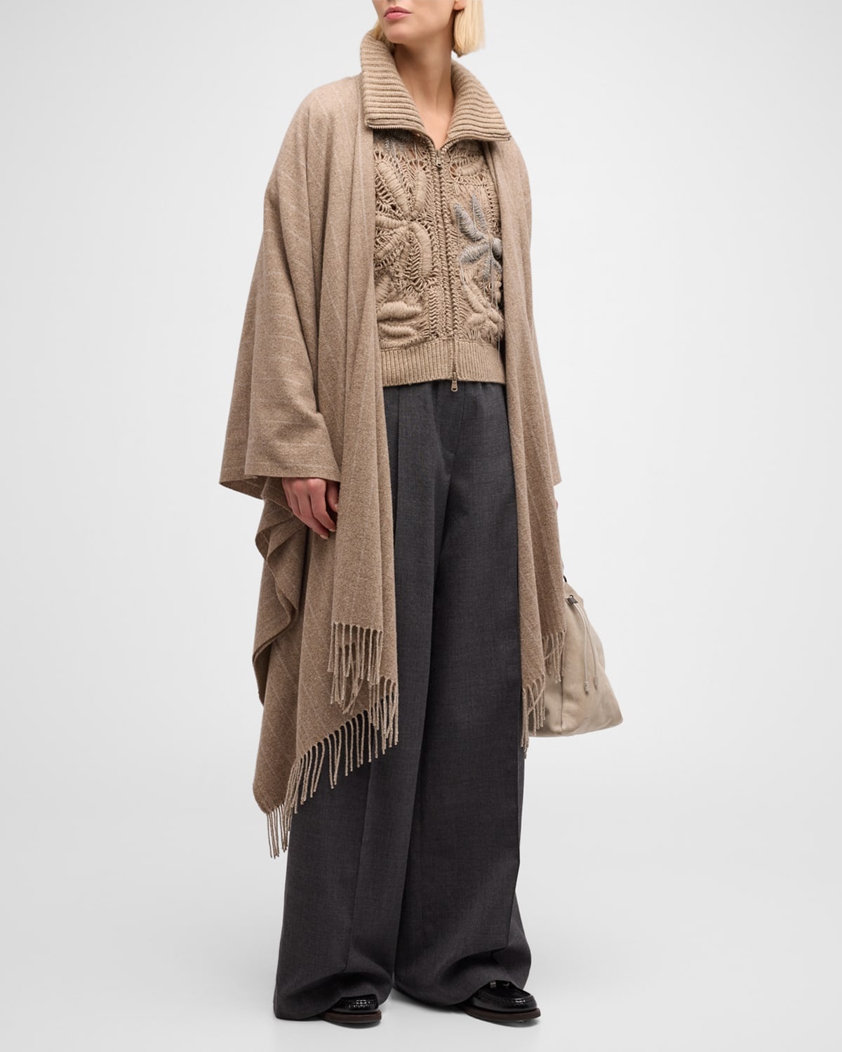 Wool Flannel Wide-Leg Pants with Pleated Detail - 3