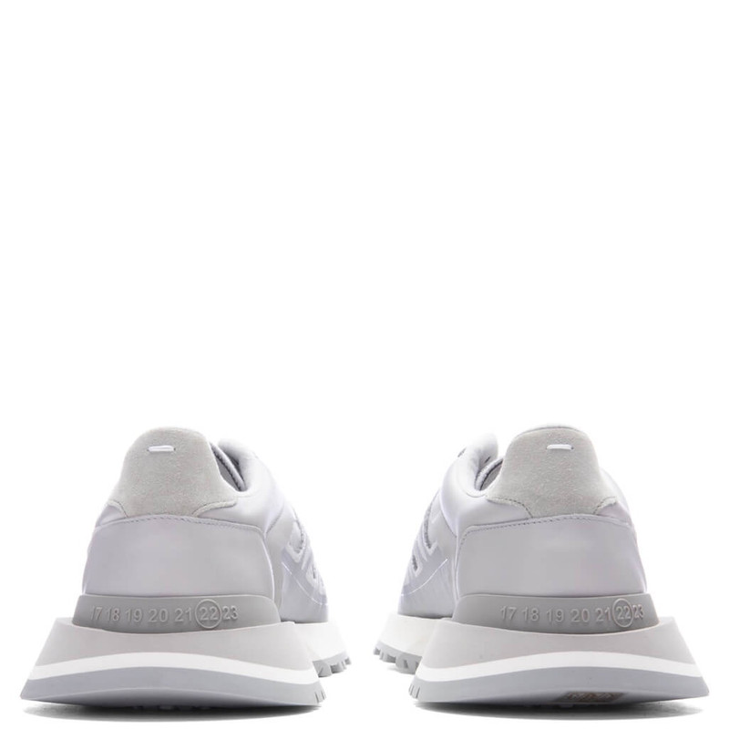 Maison Margiela 50/50 RUNNER SNEAKERS - SILVER outlook