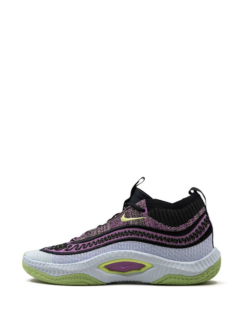 Cosmic Unity 3 "Spotlight" sneakers 5
