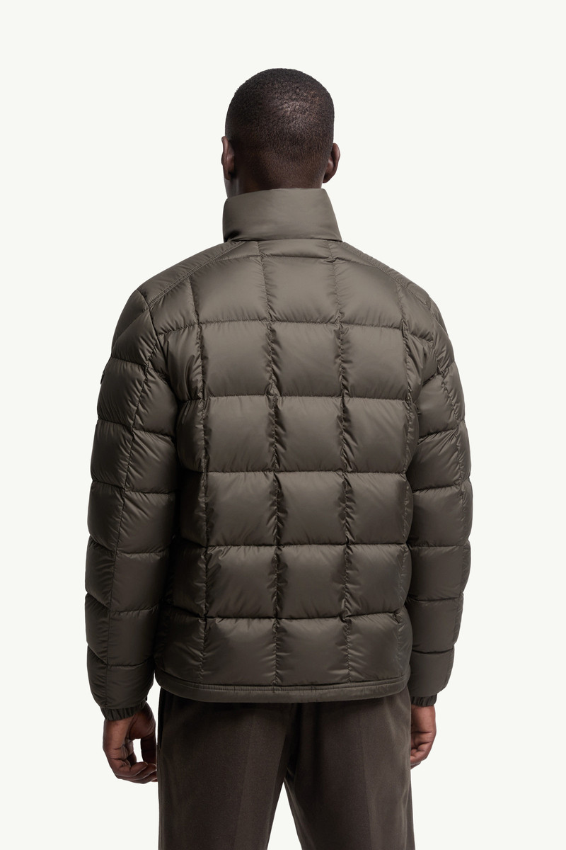 Eglise Square-Quilted Hooded Short Down Jacket 5