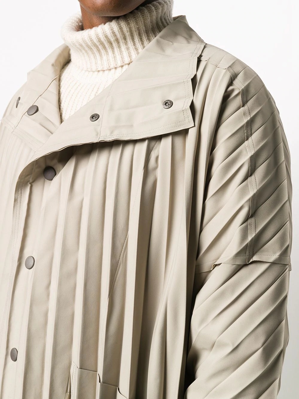 pleated funnel-neck coat - 5