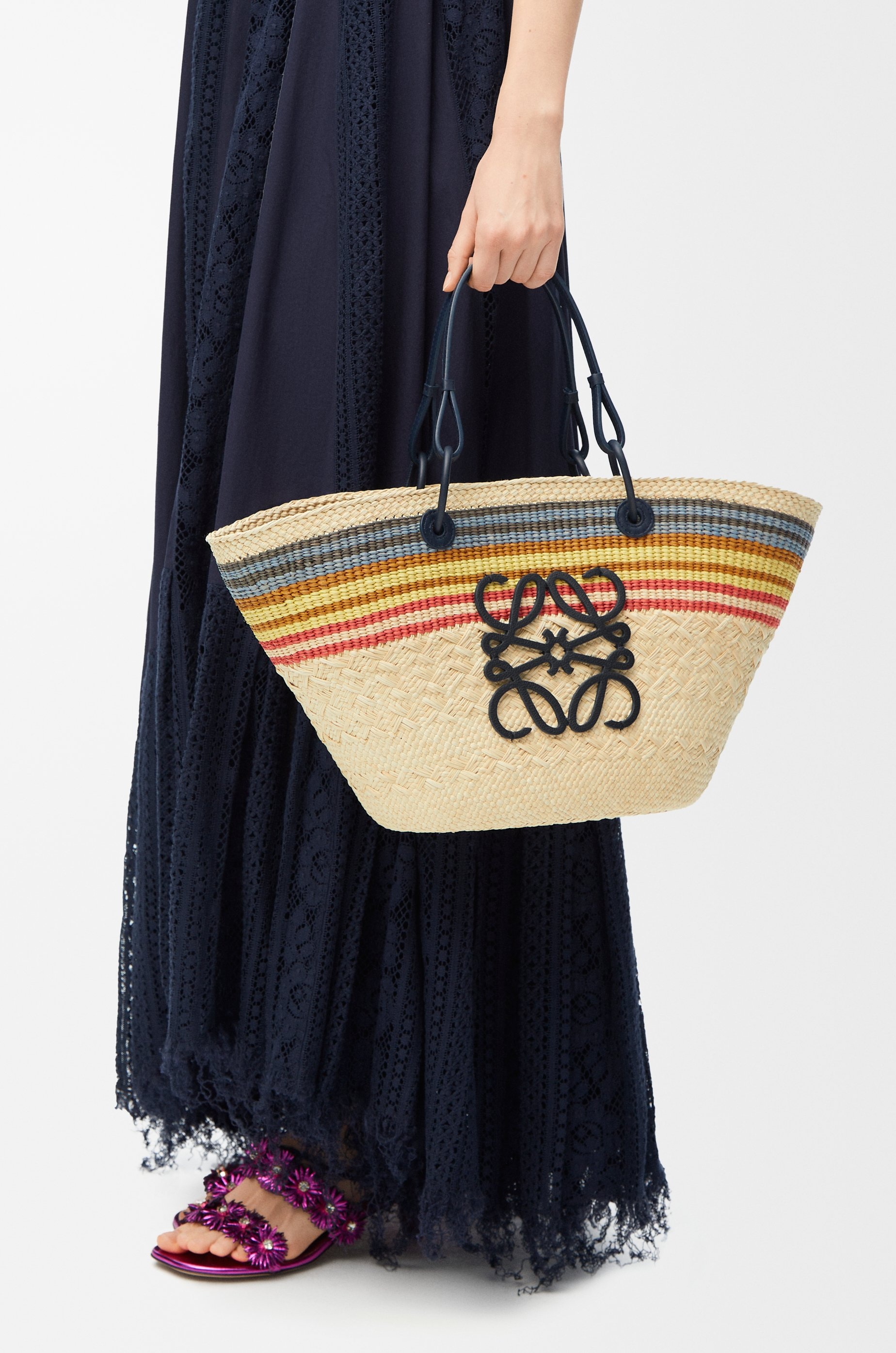 Medium Anagram basket in iraca palm and calfskin - 2