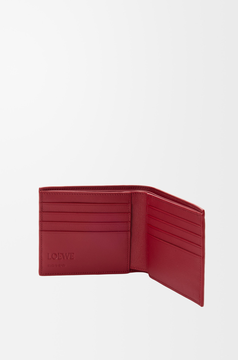 Bifold wallet in classic calfskin 3