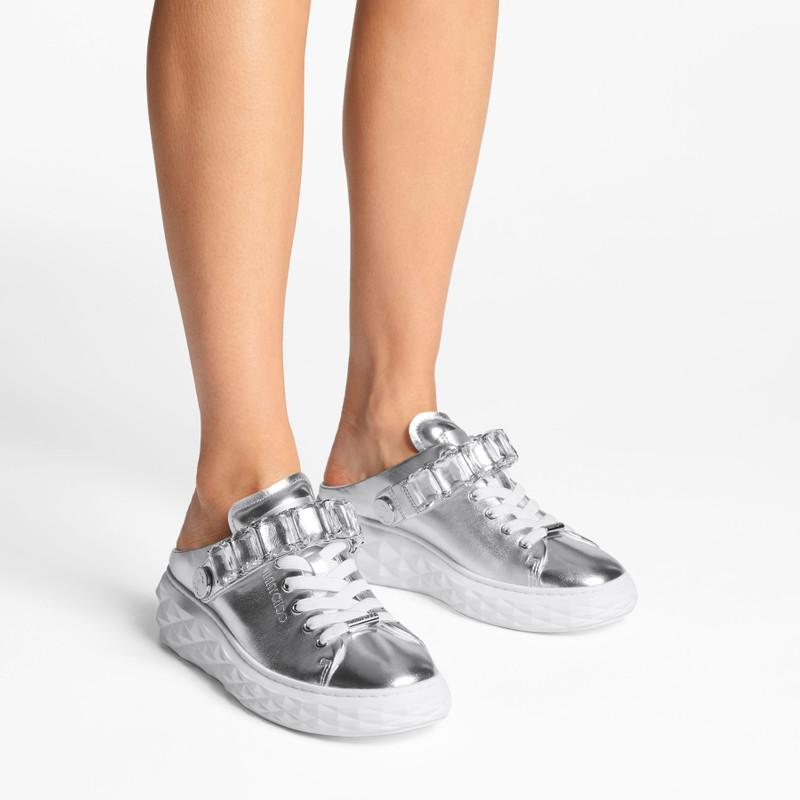 JIMMY CHOO Diamond Sling
Silver Metallic Leather Slipper Trainers with Crystal Strap outlook