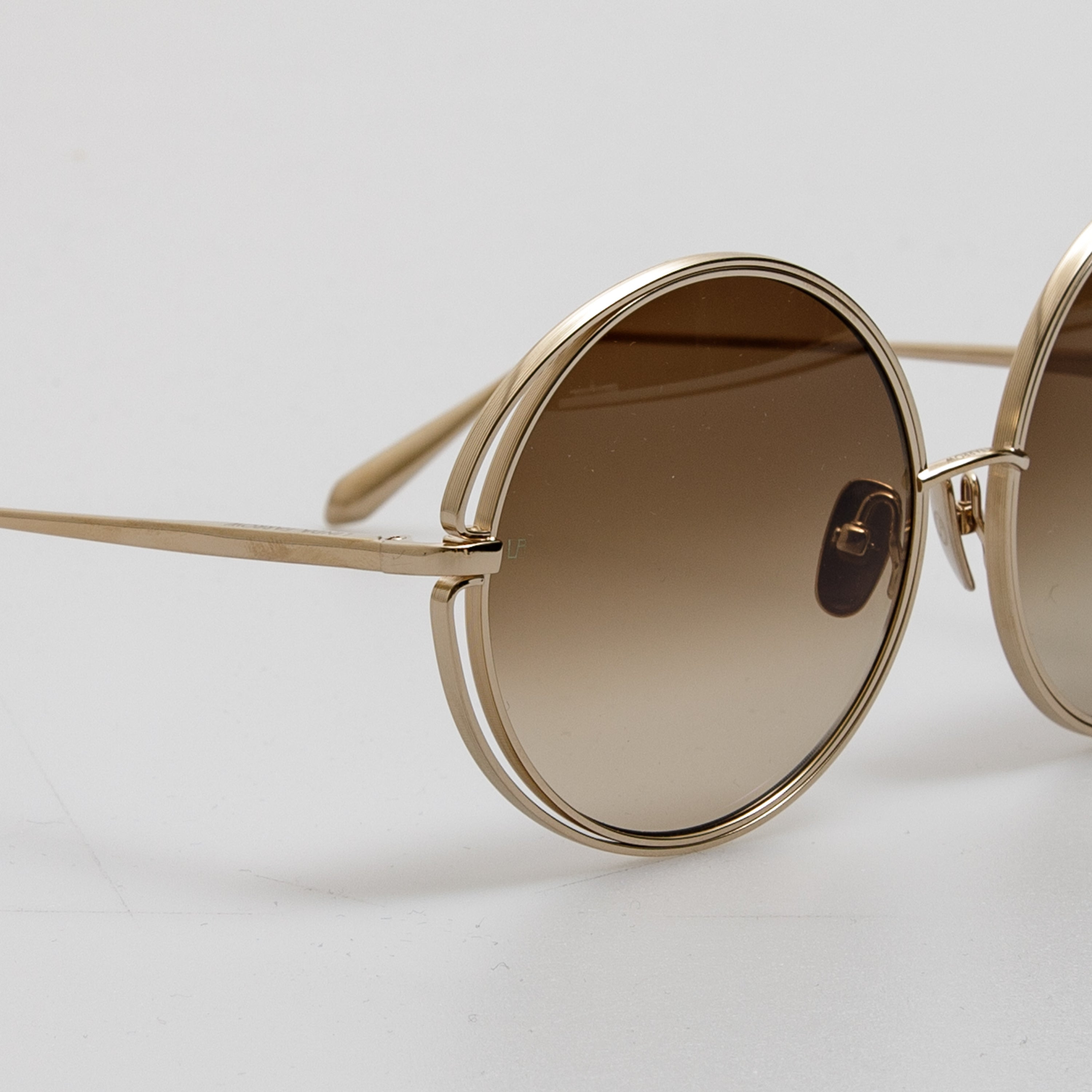 Selene Round Sunglasses in Gradient Mocha - 4