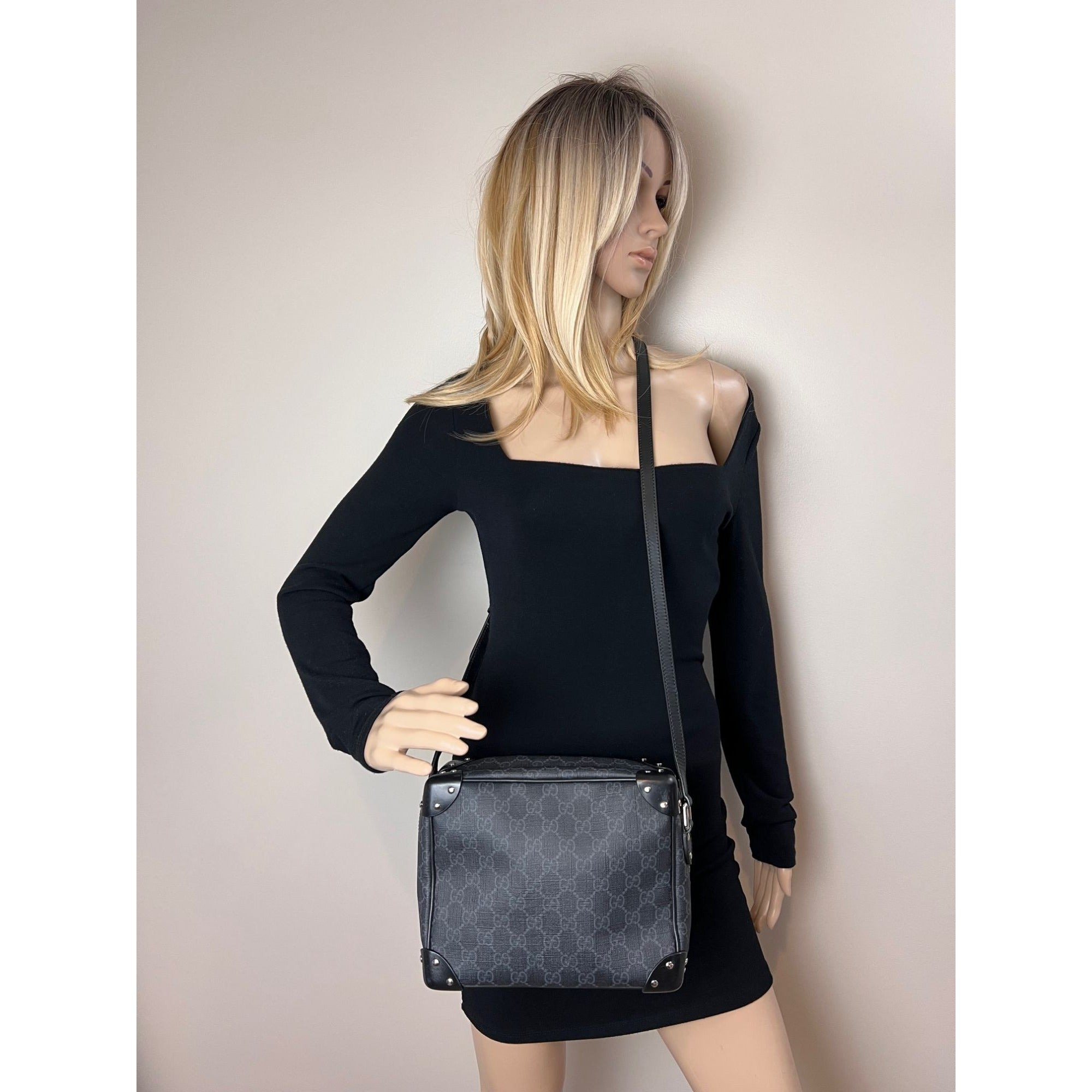 Gucci Black GG Supreme Selleria Square Messenger Bag - 11