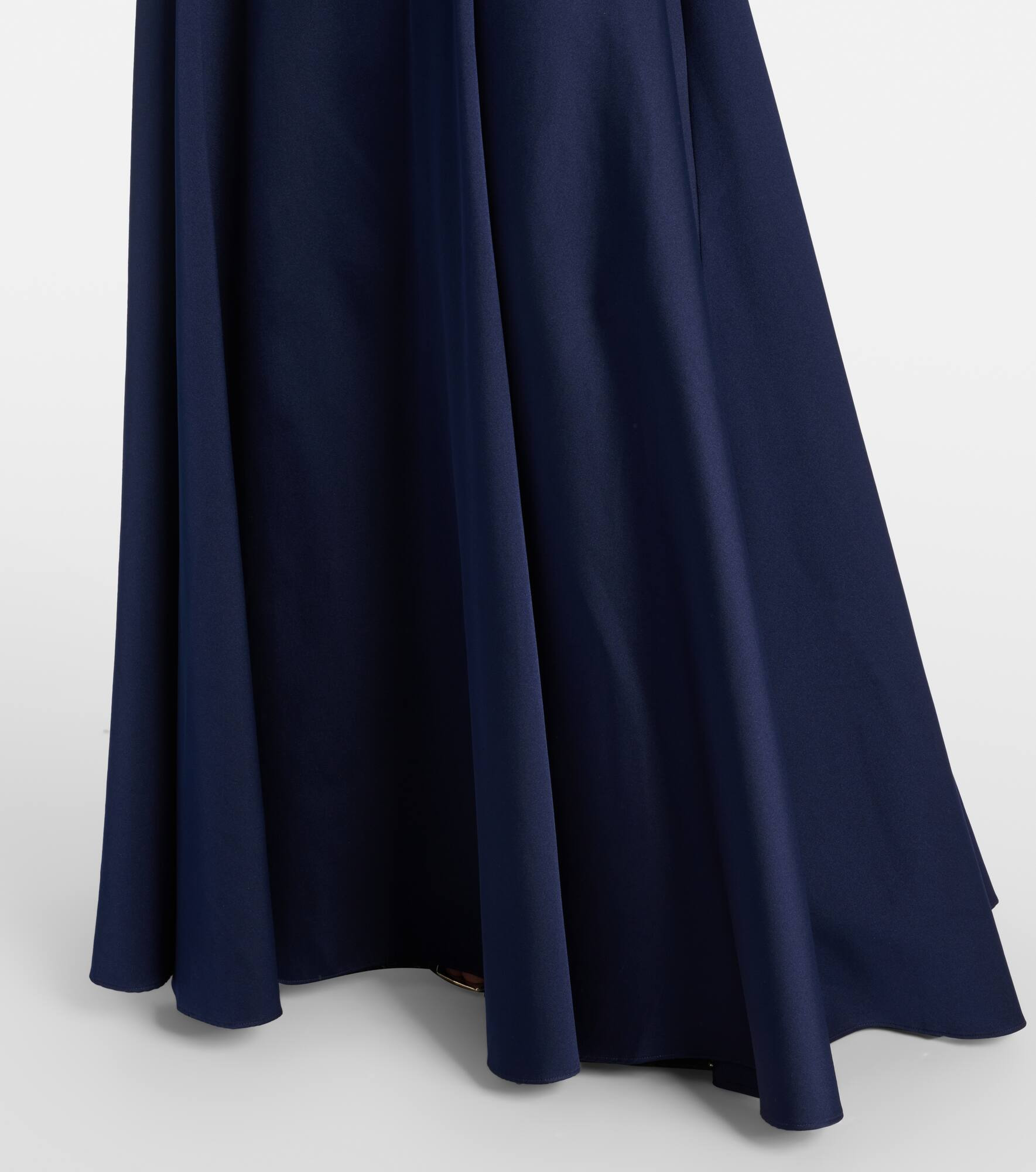 Taffeta gown - 5
