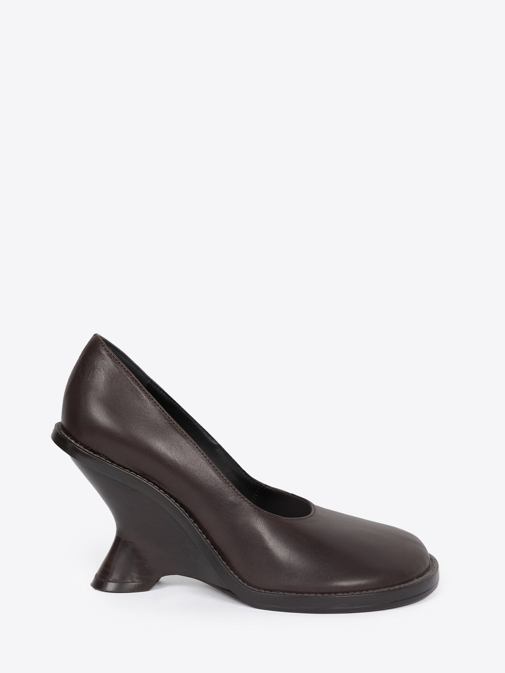 LEATHER WEDGE PUMPS - 2