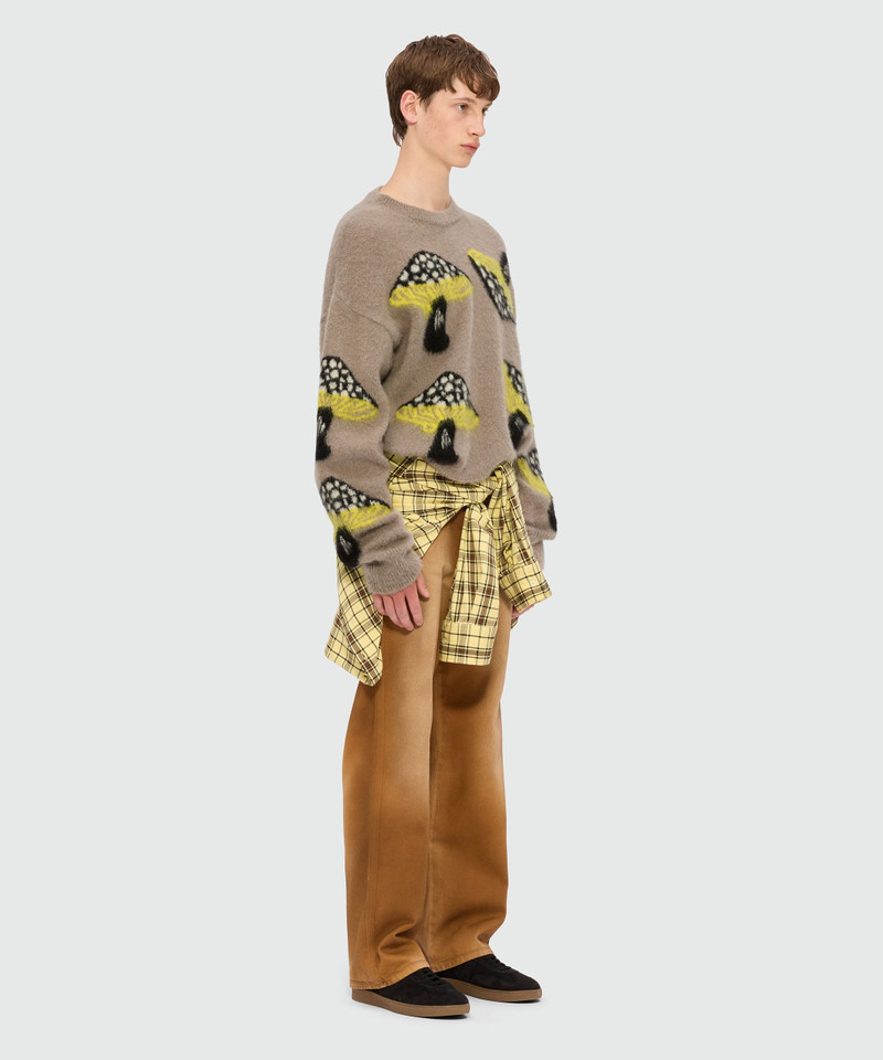 Gray brushed mohair sweater with "Fantastic Mushroom" jacquard pattern 4