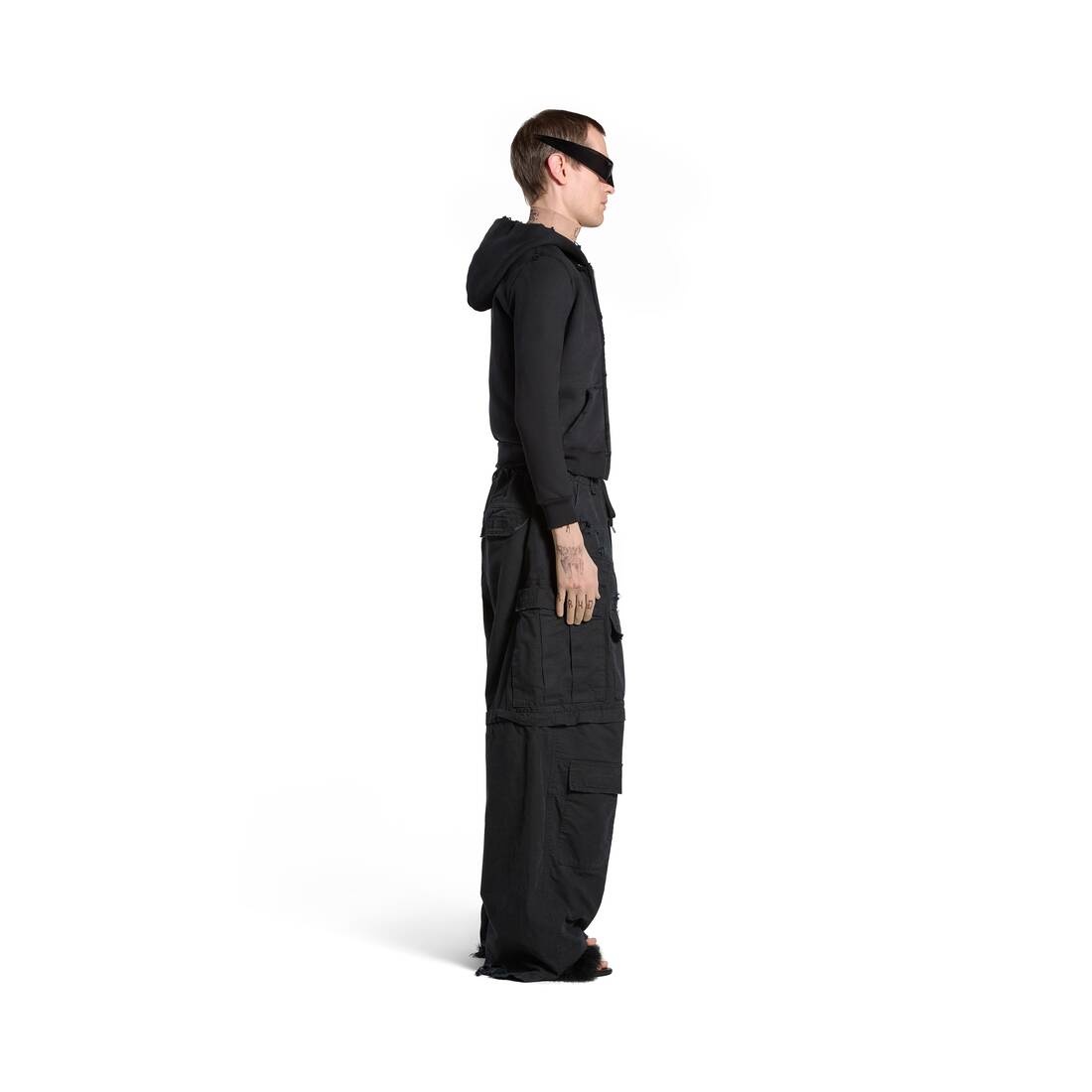 Hybrid Baggy Pants in Black - 3