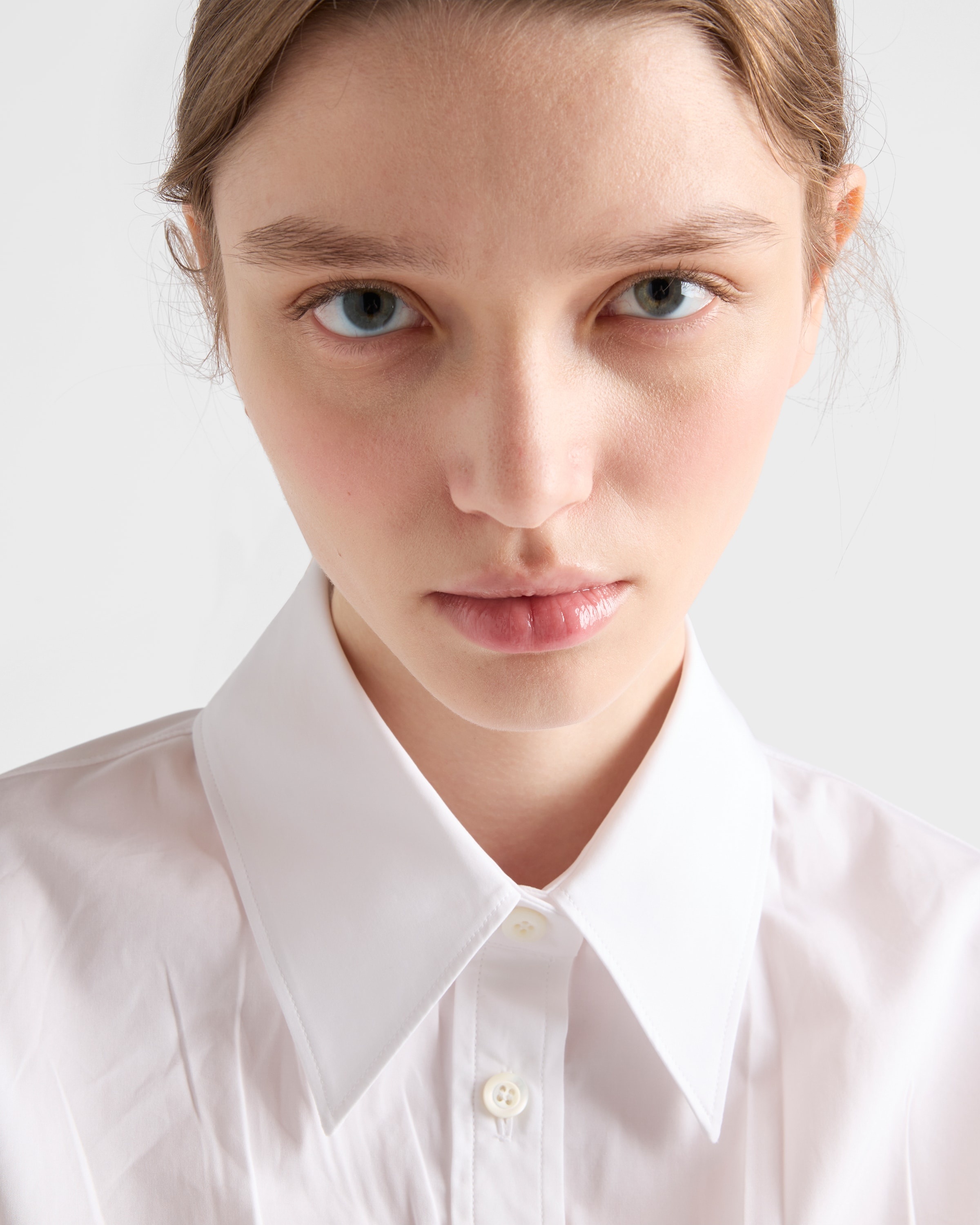 Poplin shirt with smocking - 3