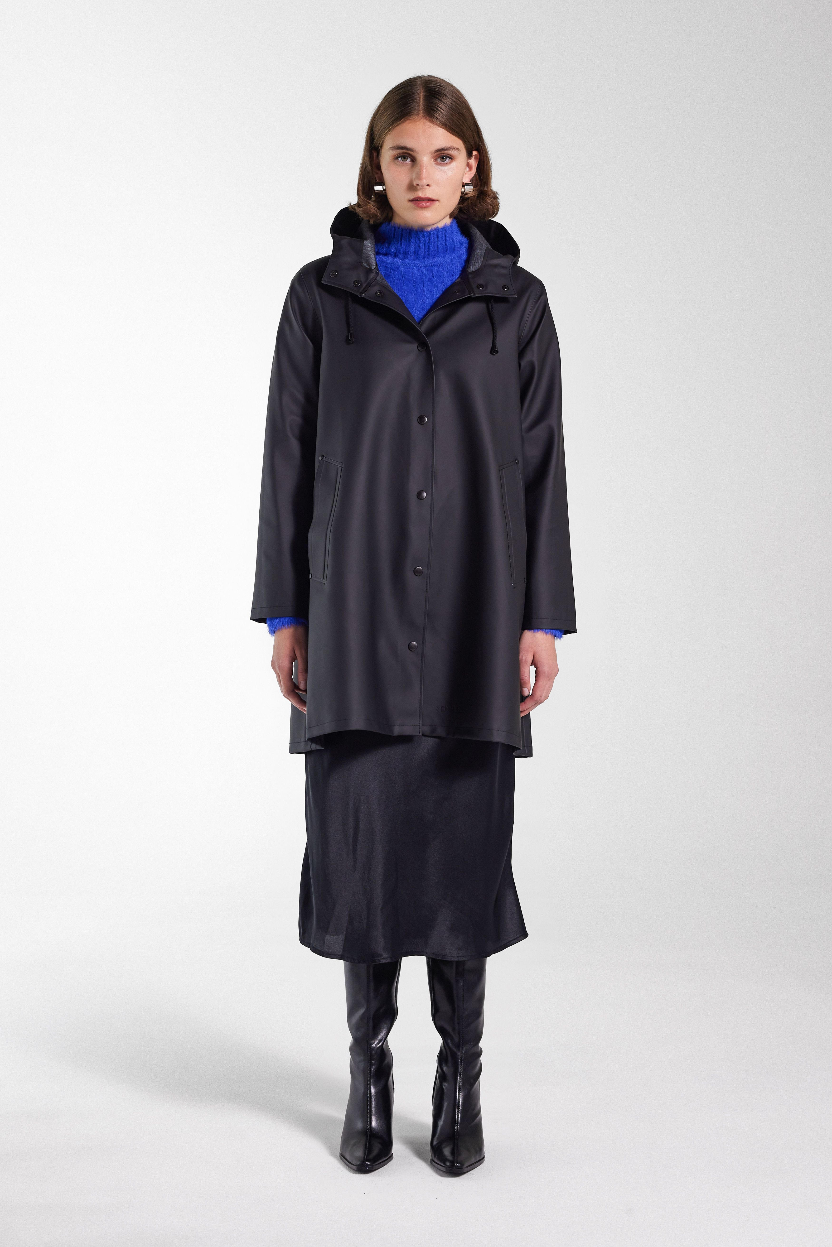Black Raincoat for Women - Mosebacke - 2
