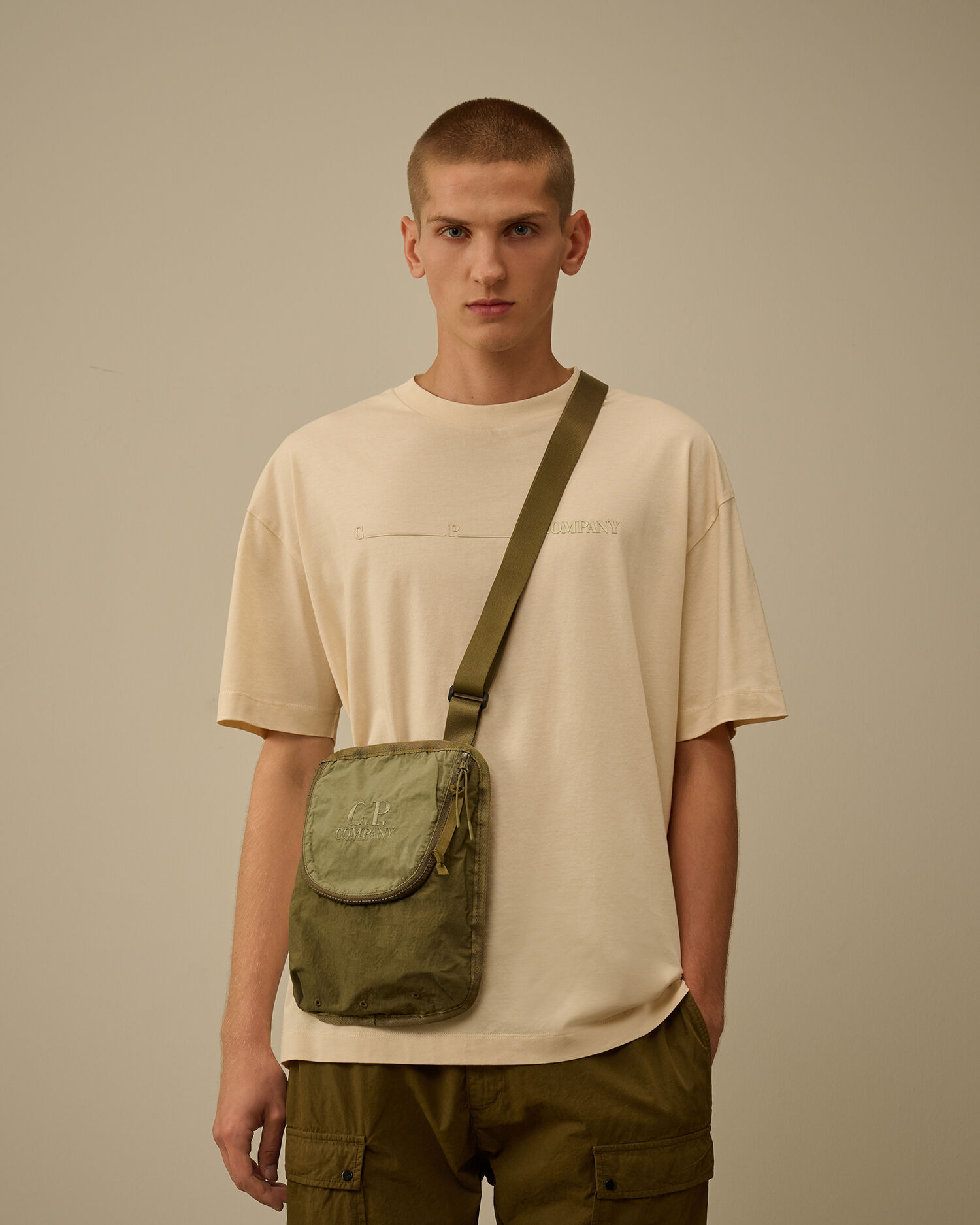 Plain Paper Touch Shoulder Bag - 2