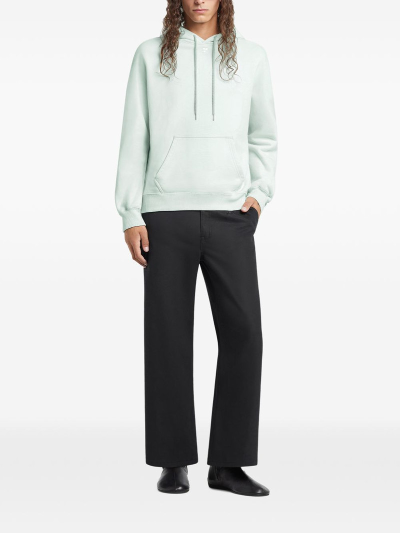 kangaroo-pocket hoodie 3