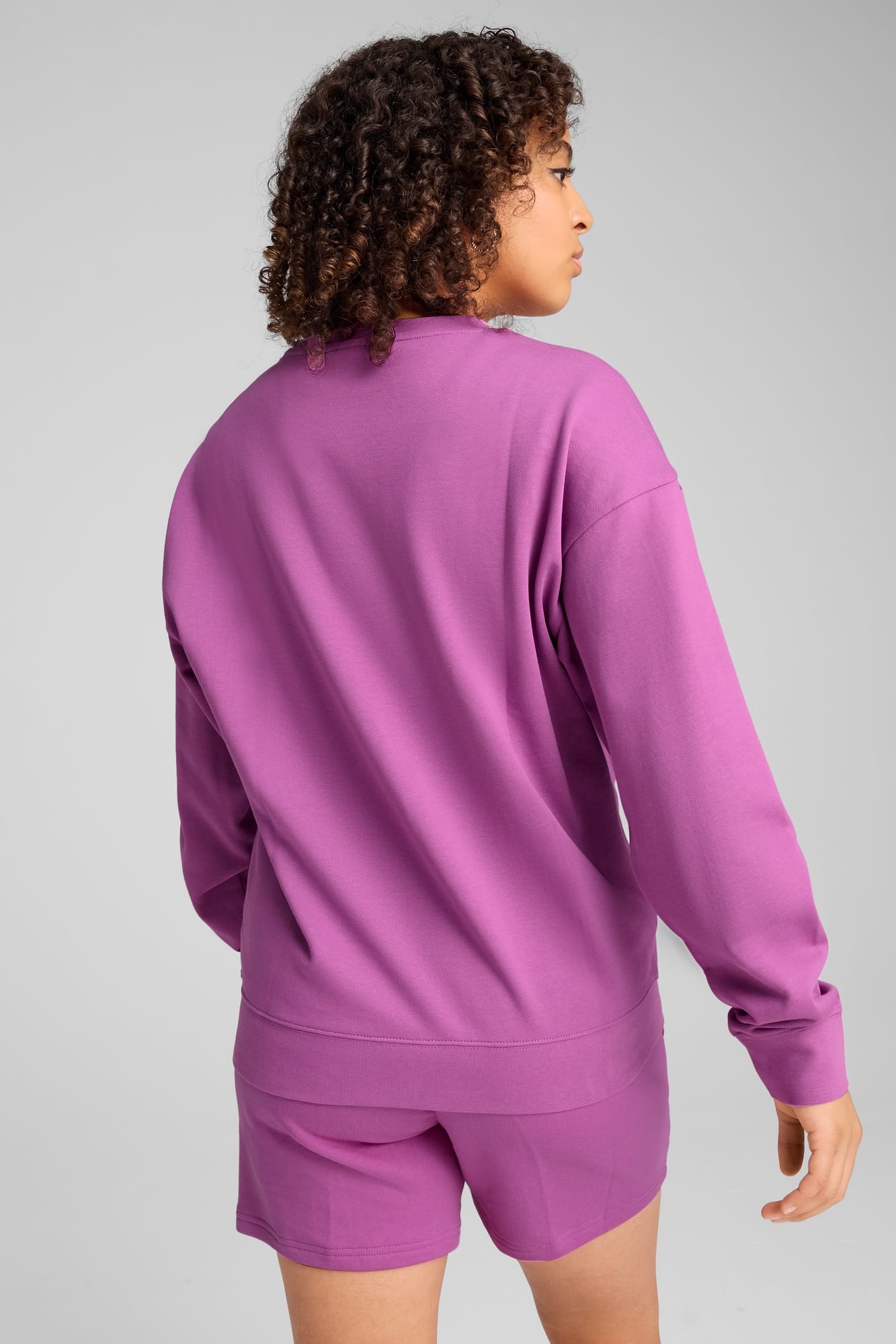 Essentials Elevated Women's Comfort Crew Sweatshirt - 4