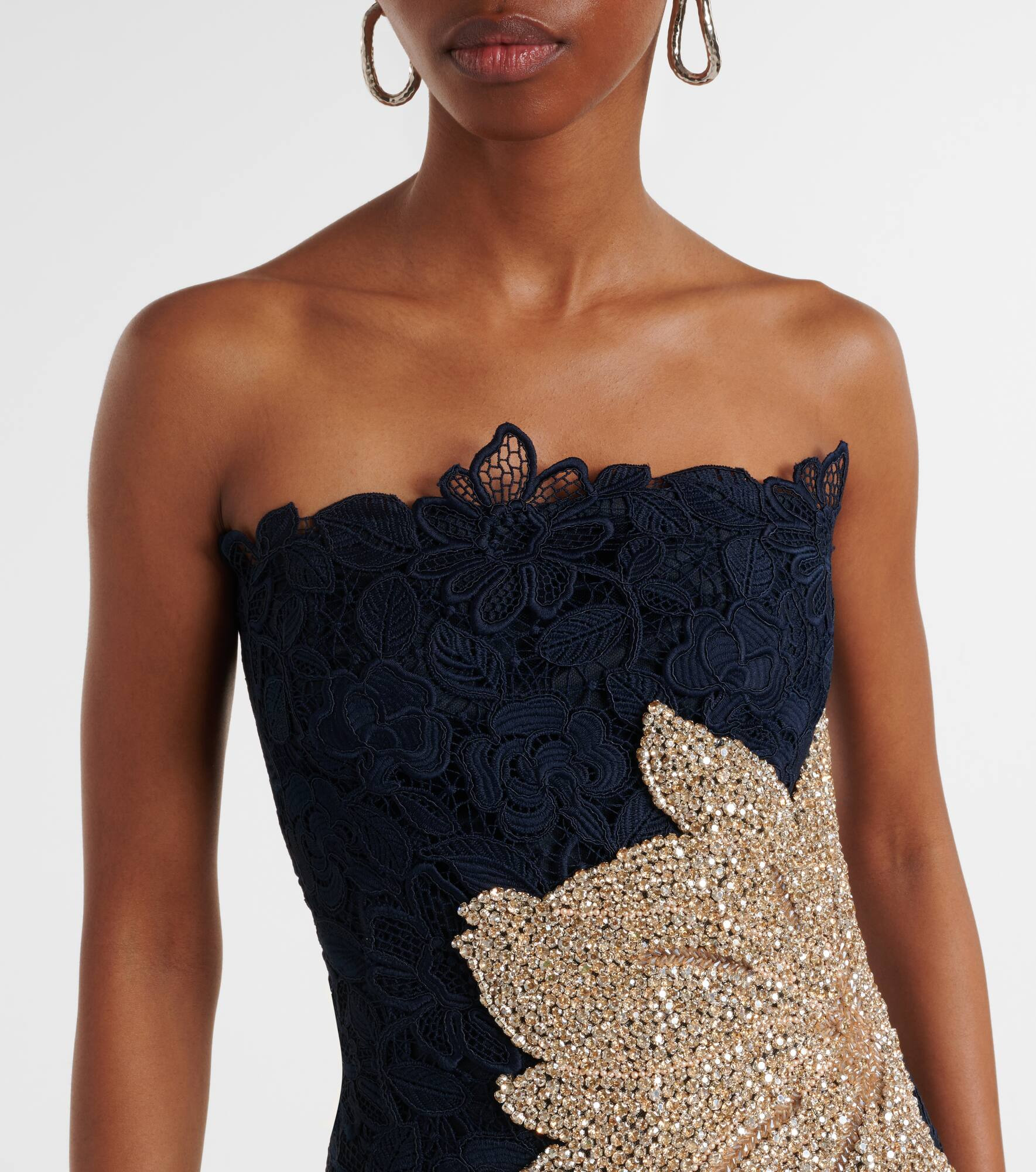Mariela appliqué lace gown - 4