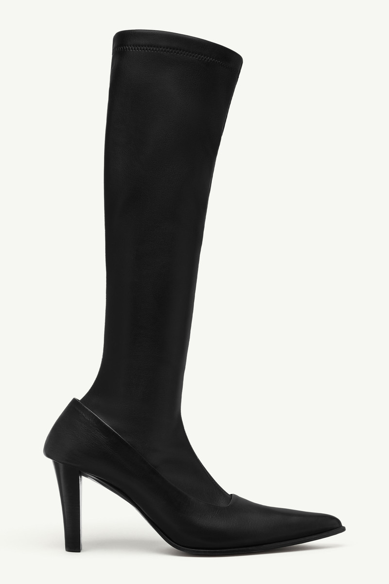 Over-the-knee boots 1
