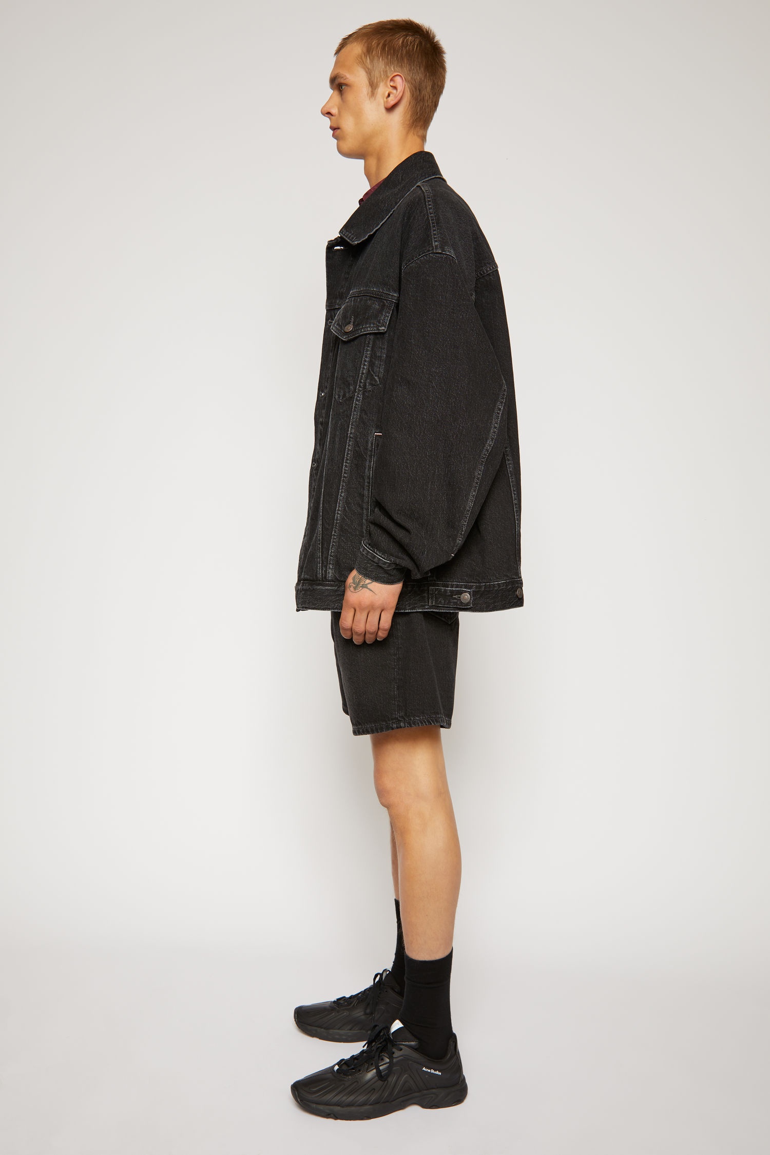 Oversized-fit denim jacket black - 4