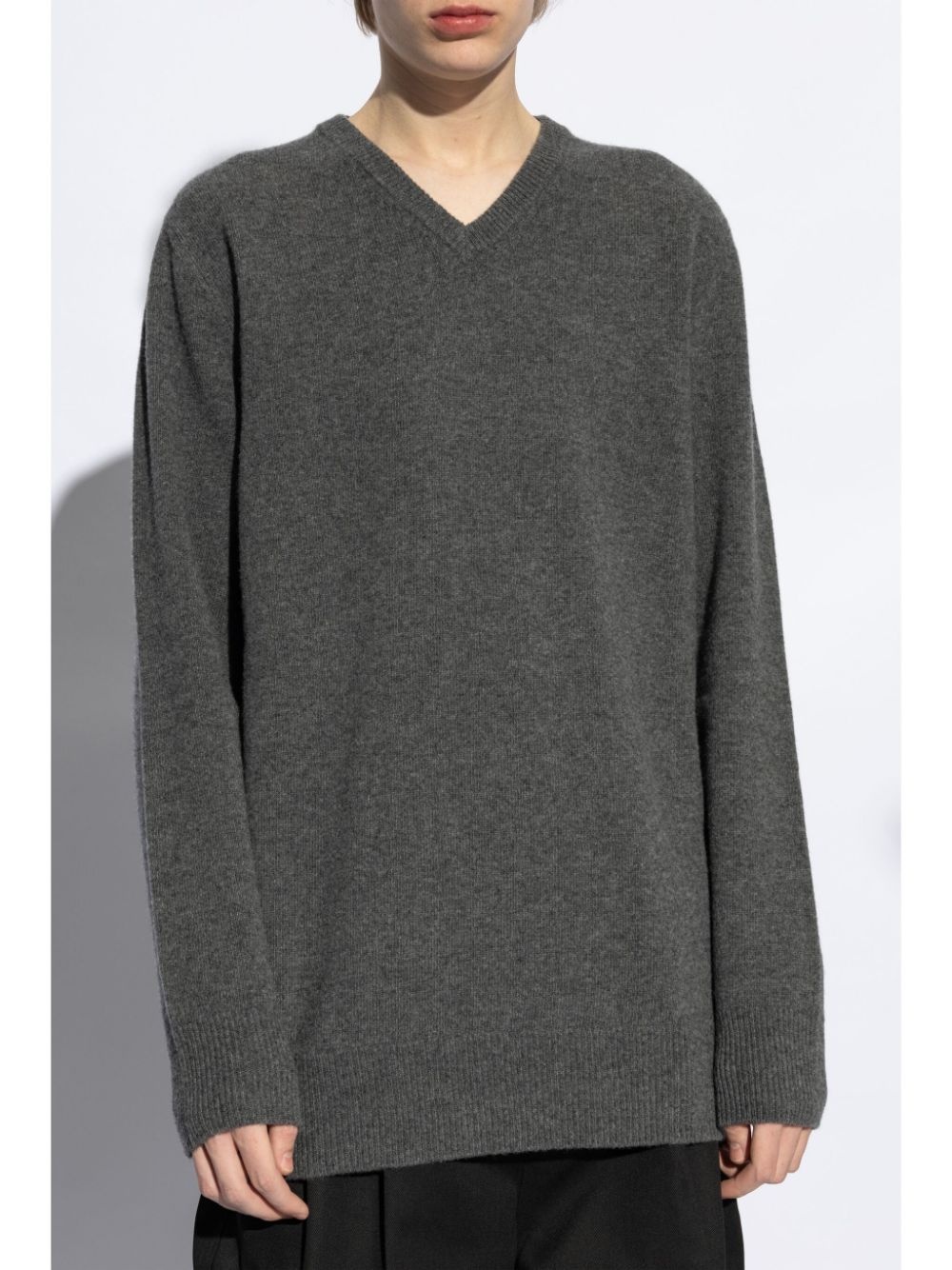 V-neck wool jumper - 3