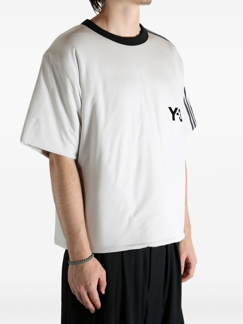 Y-3 padded T-shirt outlook