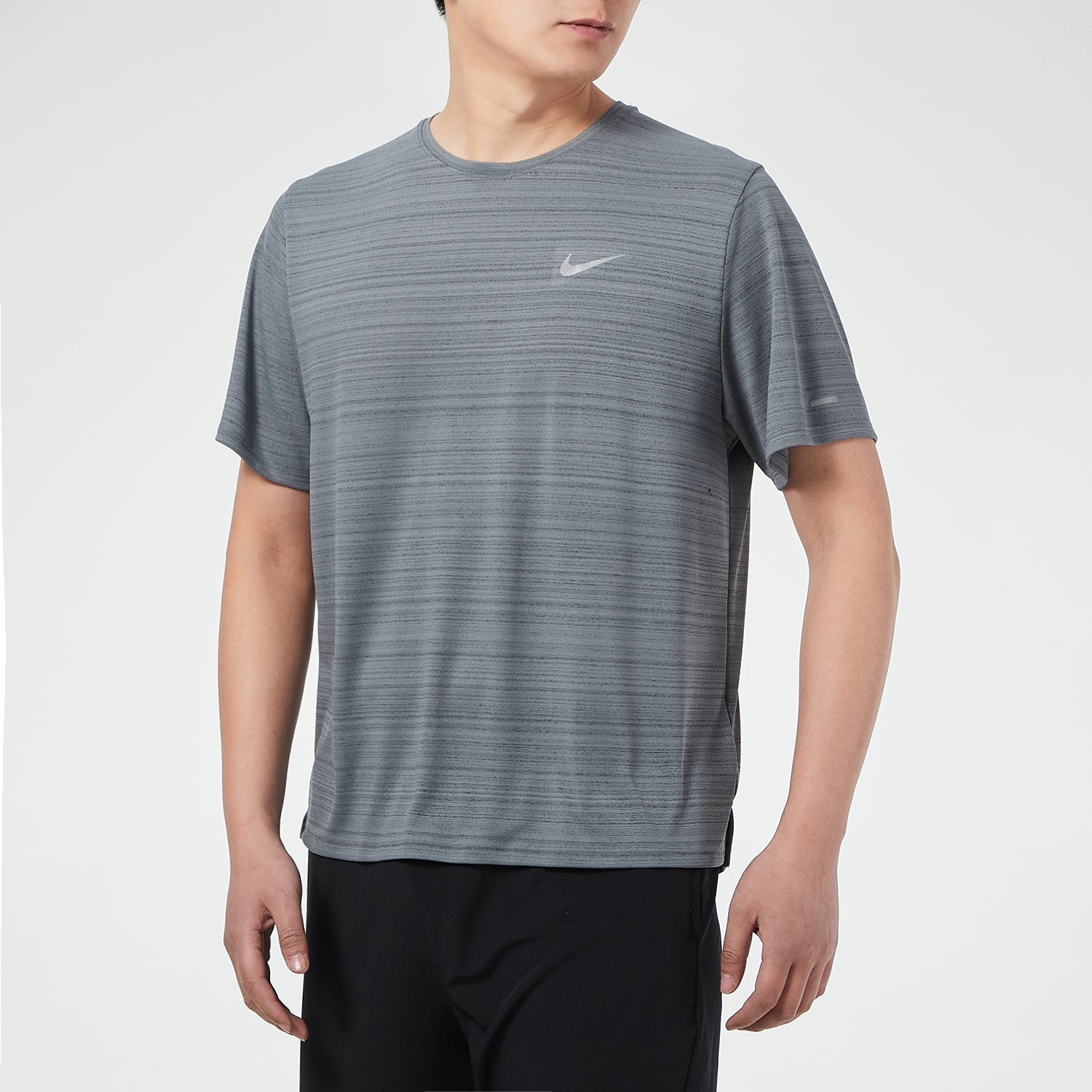 Men's Nike Dri-fit Miler Running Training Sports Short Sleeve Smoke Grey T-Shirt 'Gray Silver' CU599 - 5