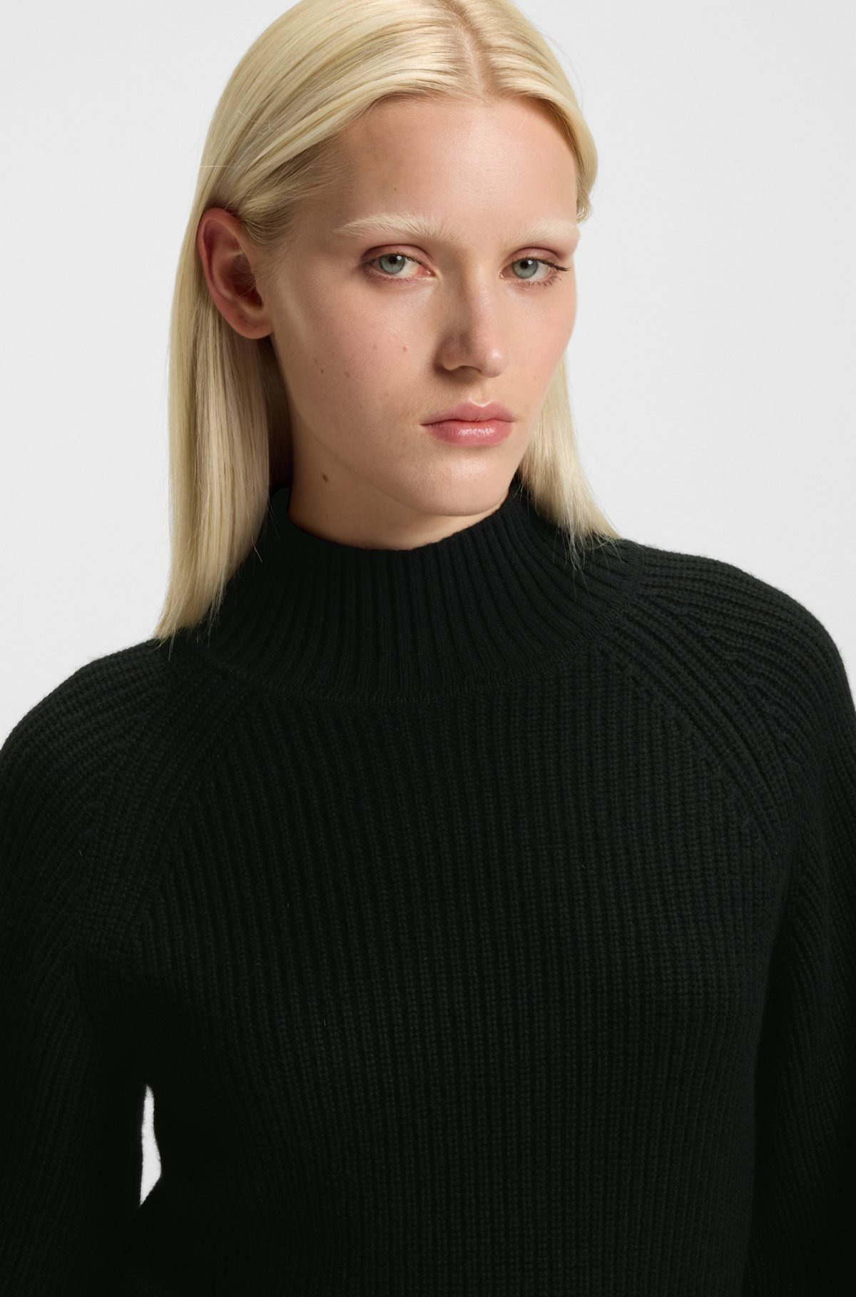 LOOSE-FIT ROLLNECK SWEATER WITH RAGLAN SLEEVES - 5