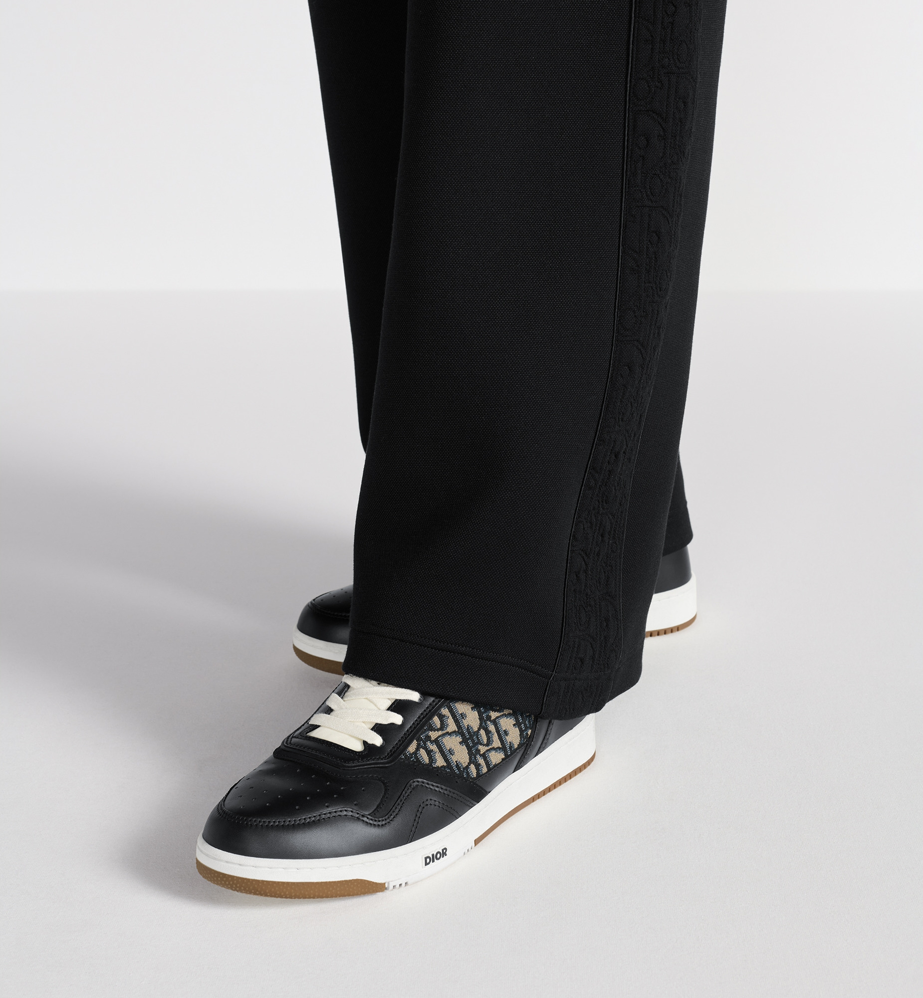 B27 Low-Top Sneaker - 2
