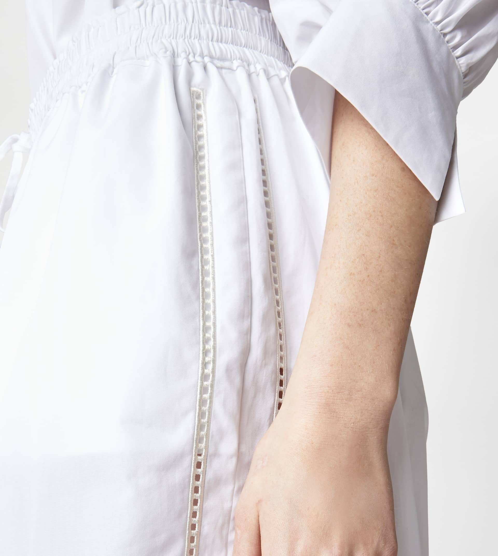BERMUDA SHORTS IN POPLIN - WHITE - 4