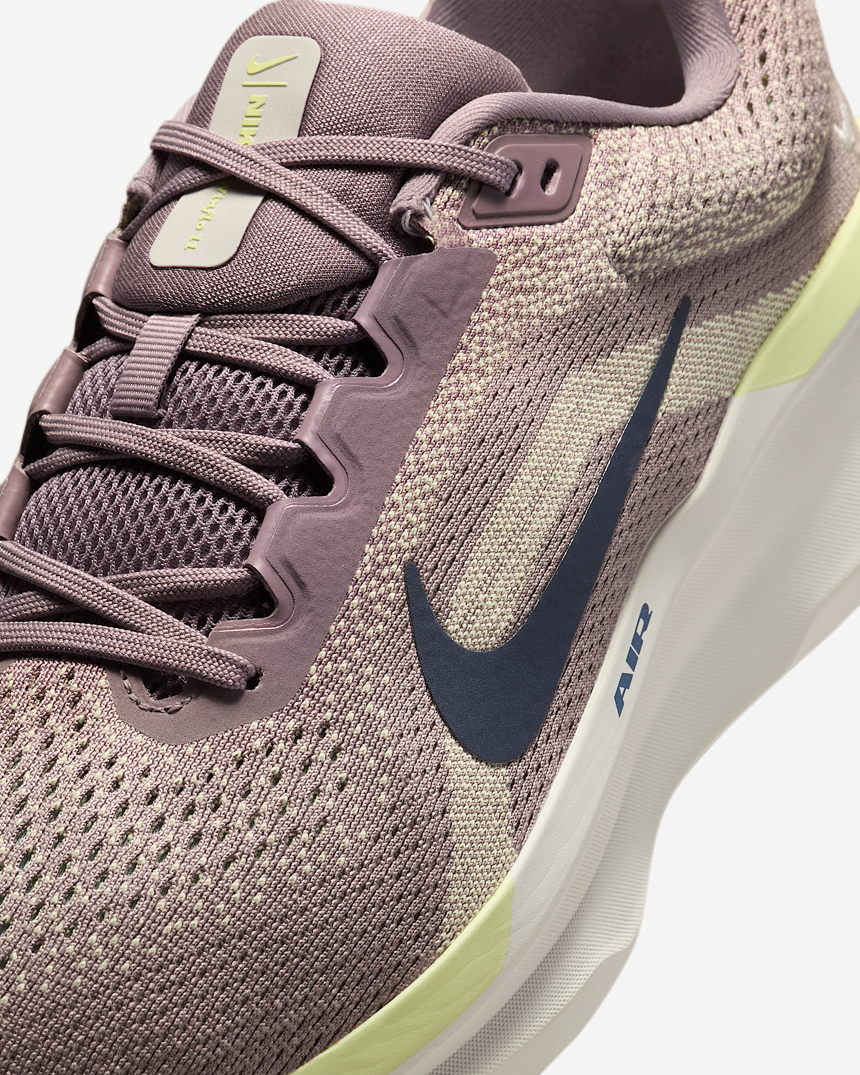 Nike Winflo 11 Men's Road Running Shoes - 7