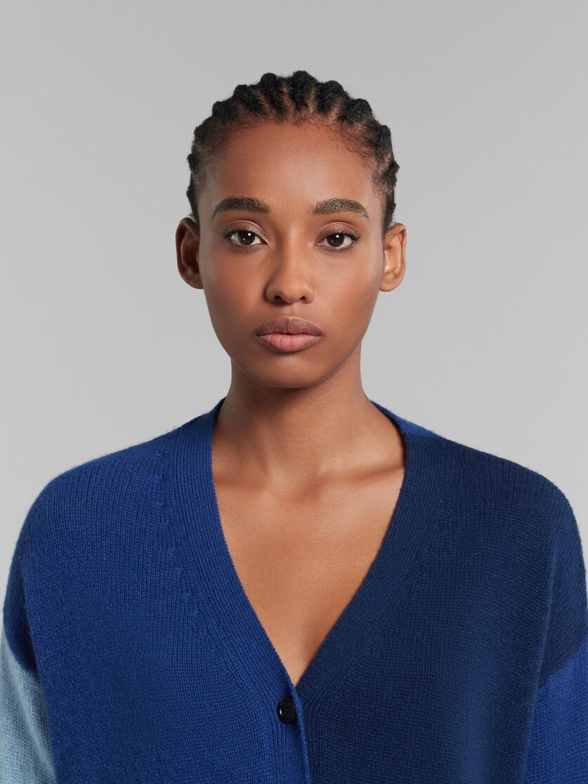 BLUE COLOUR-BLOCK CASHMERE CARDIGAN - 4
